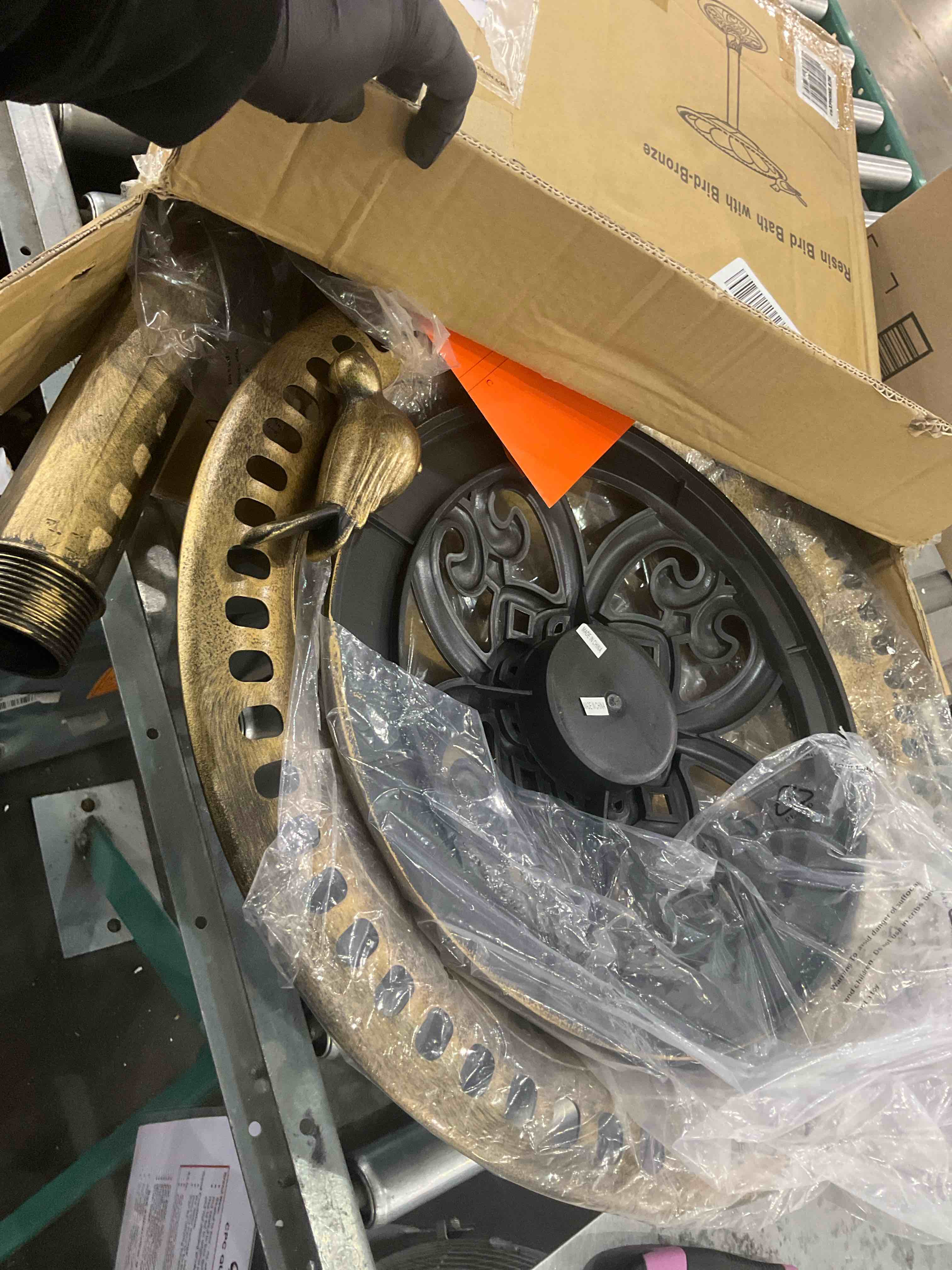 https://s3.amazonaws.com/lotting-images-prod/bidfta/PPE0311076_1728996799214.jpeg