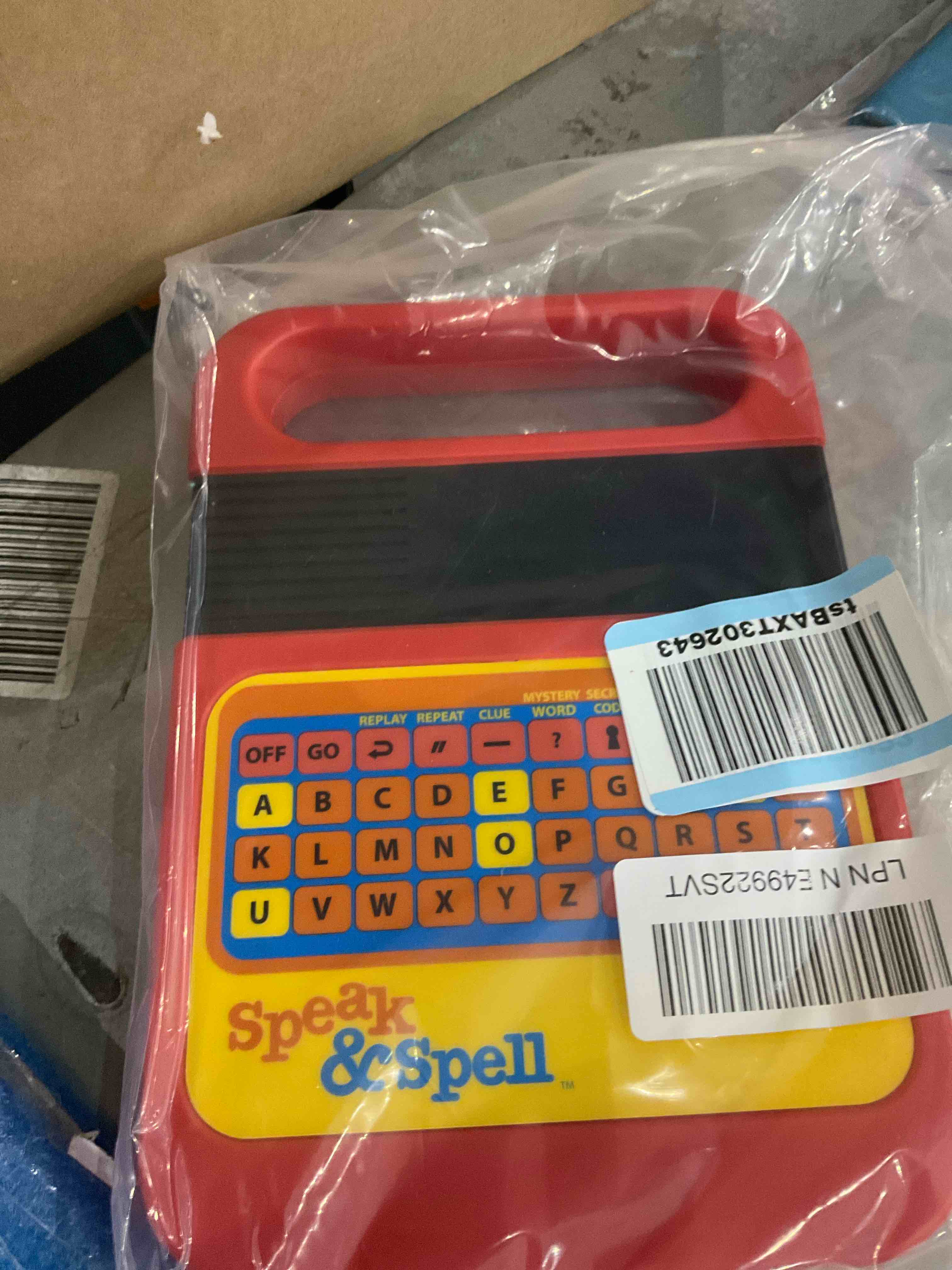 https://s3.amazonaws.com/lotting-images-prod/bidfta/PPE0311176_1728905929952.jpeg