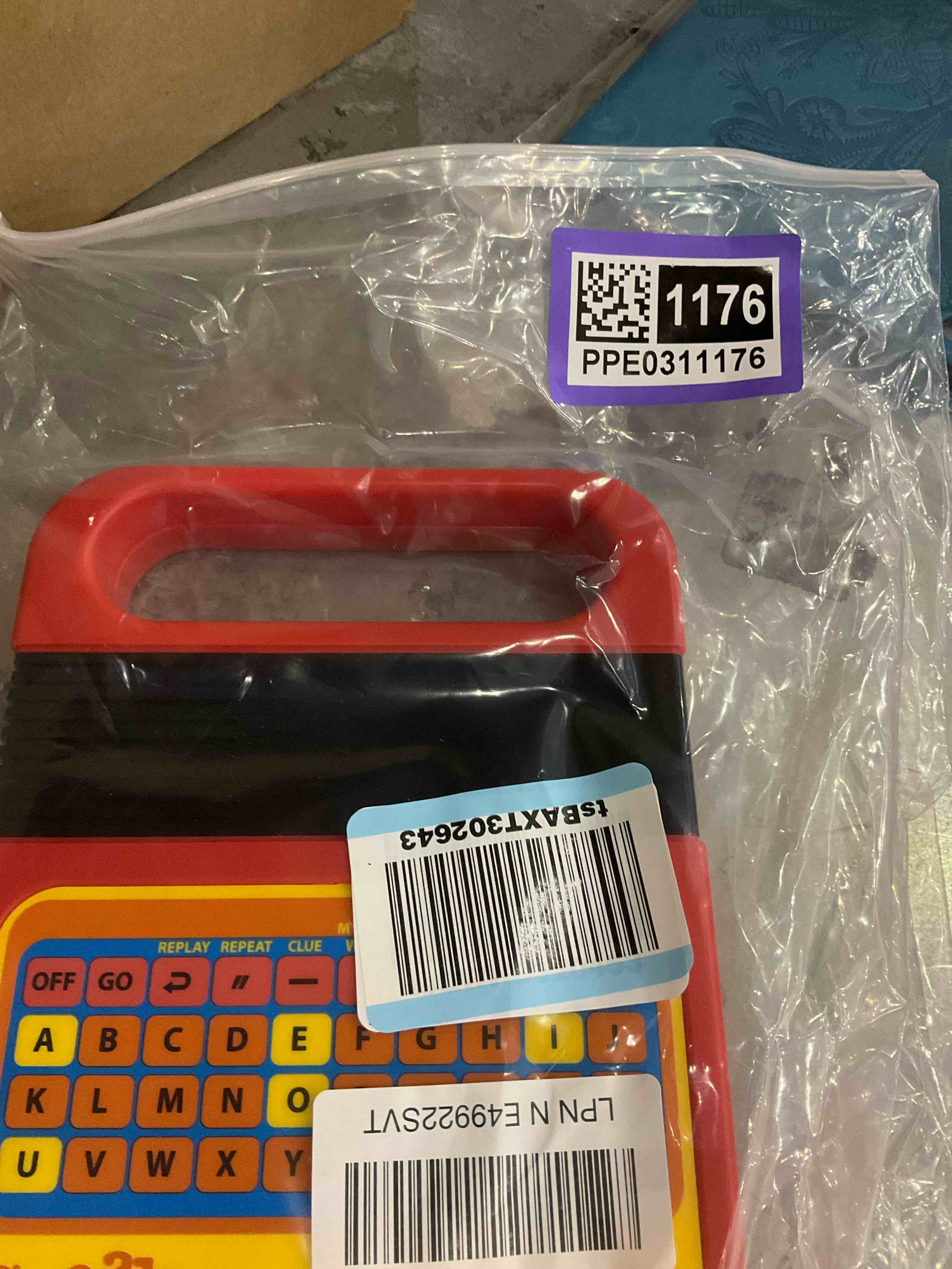 https://s3.amazonaws.com/lotting-images-prod/bidfta/PPE0311176_1728905941409.jpeg