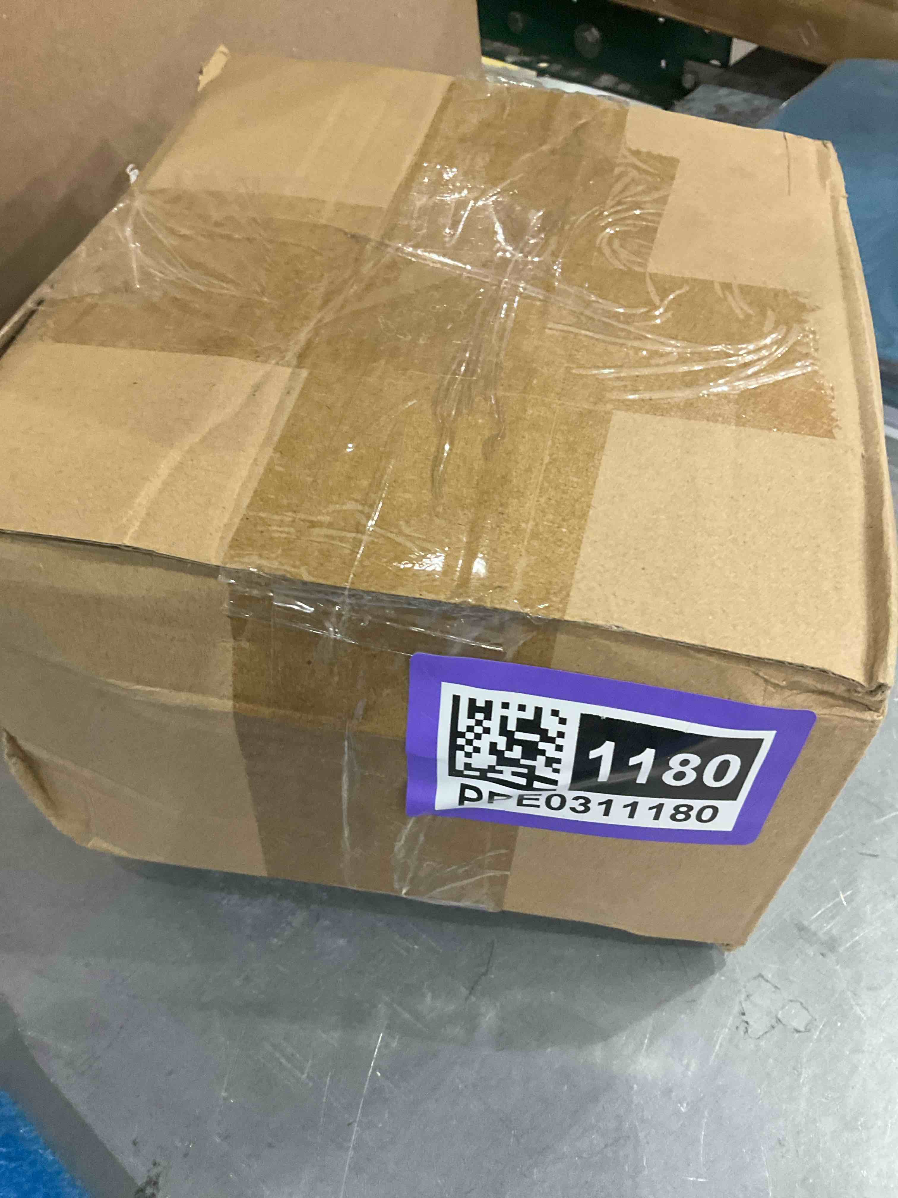 https://s3.amazonaws.com/lotting-images-prod/bidfta/PPE0311180_1728906136024.jpeg
