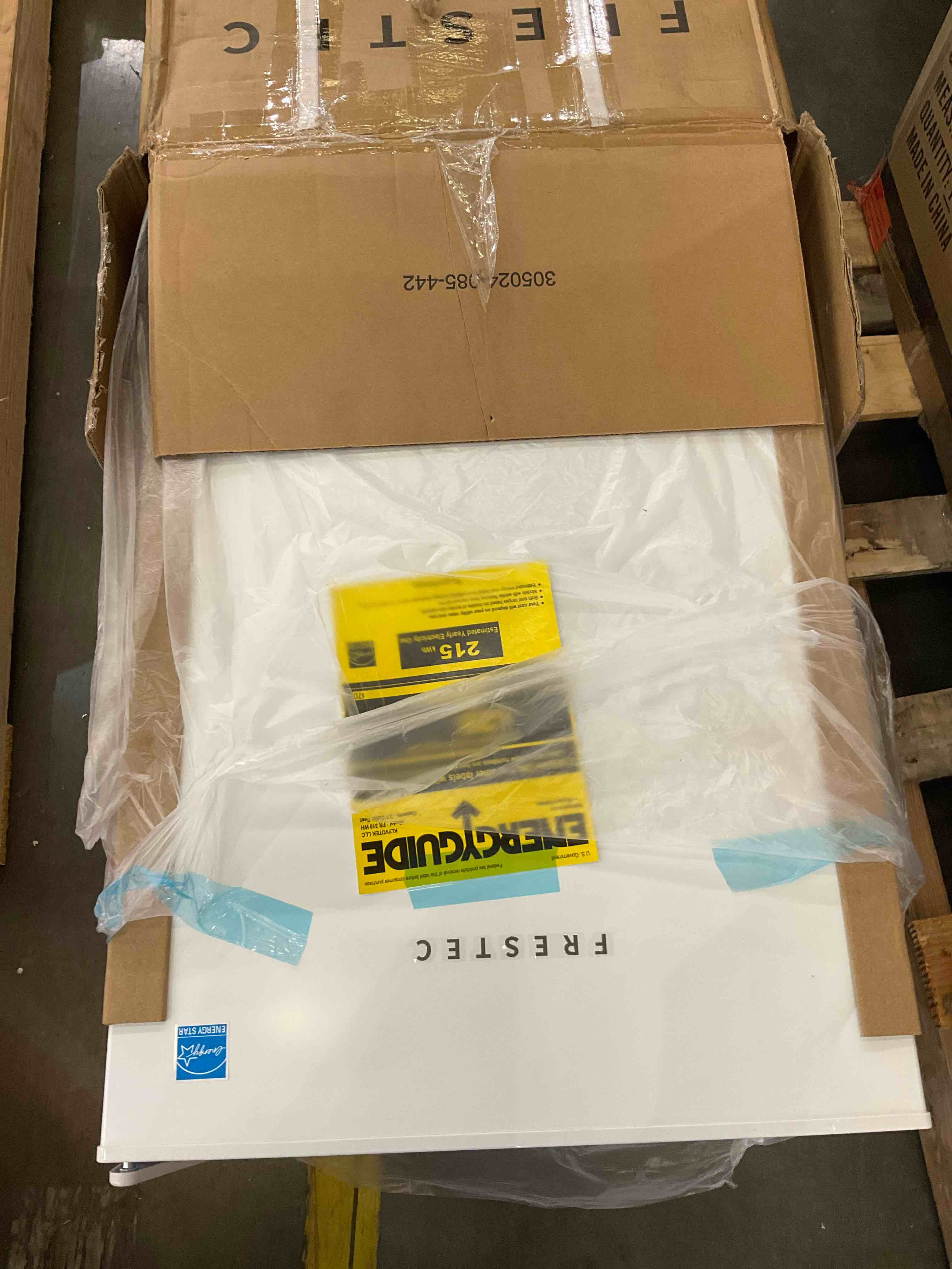 https://s3.amazonaws.com/lotting-images-prod/bidfta/PPE0311265_1728054607152.jpeg