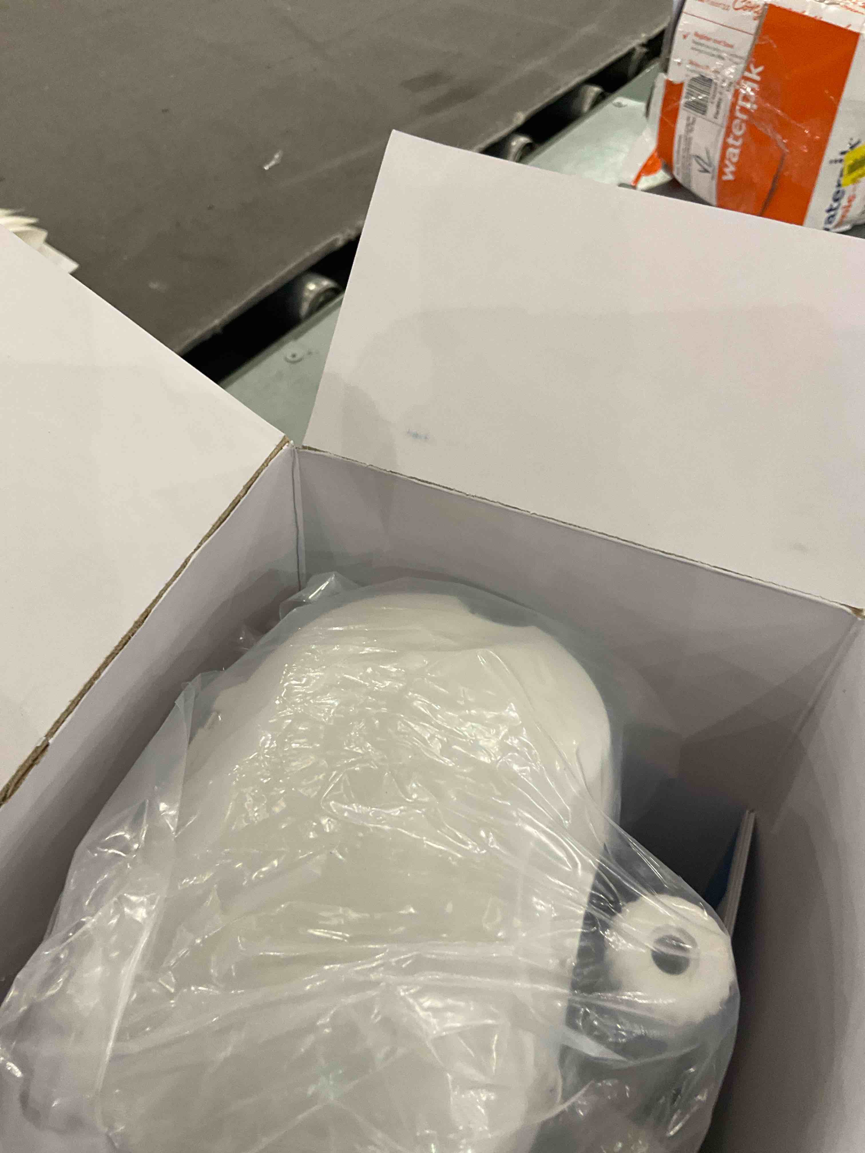 https://s3.amazonaws.com/lotting-images-prod/bidfta/PPE0312349_1736784533290.jpeg