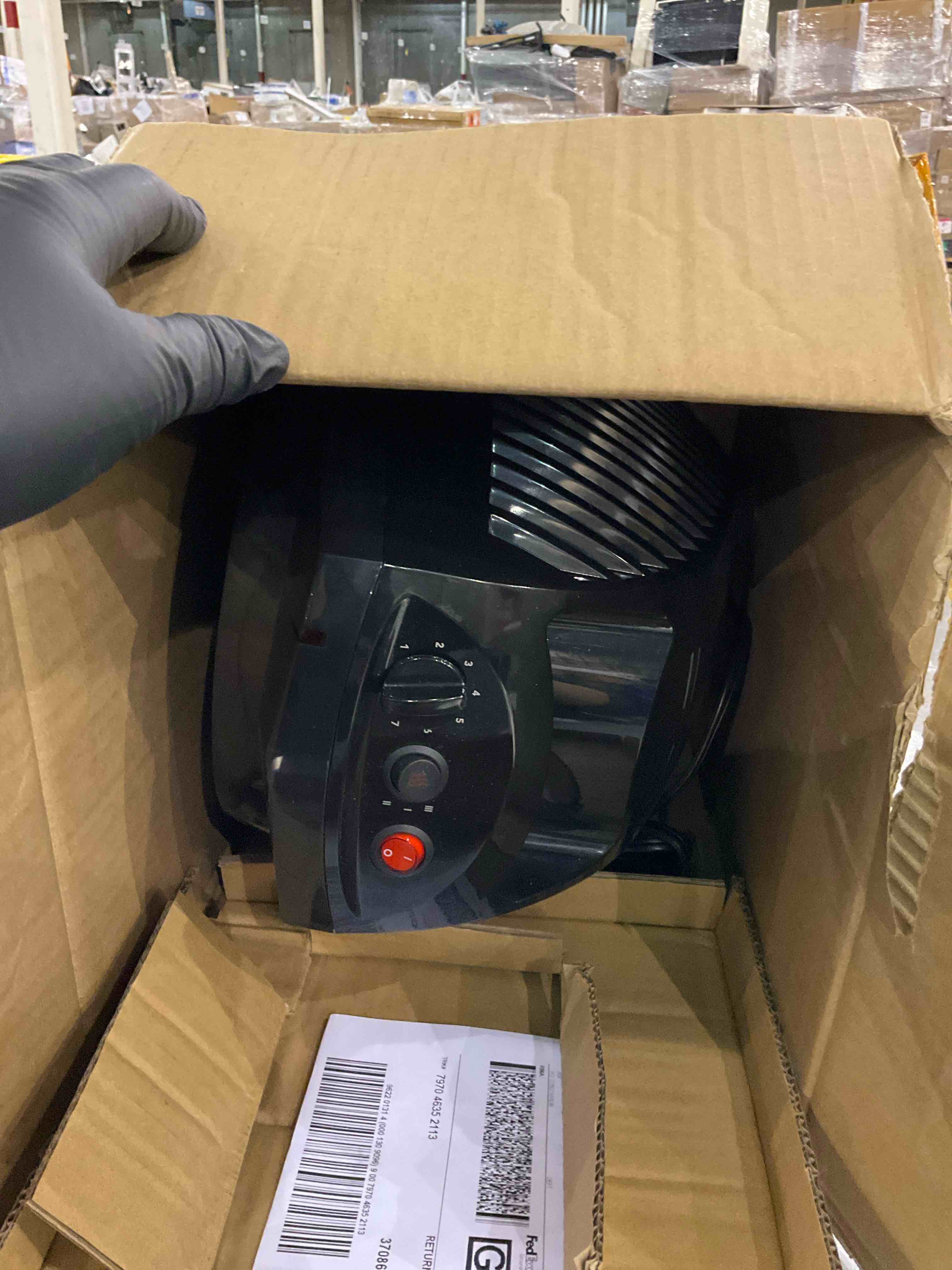 https://s3.amazonaws.com/lotting-images-prod/bidfta/PPE0312589_1736428455200.jpeg