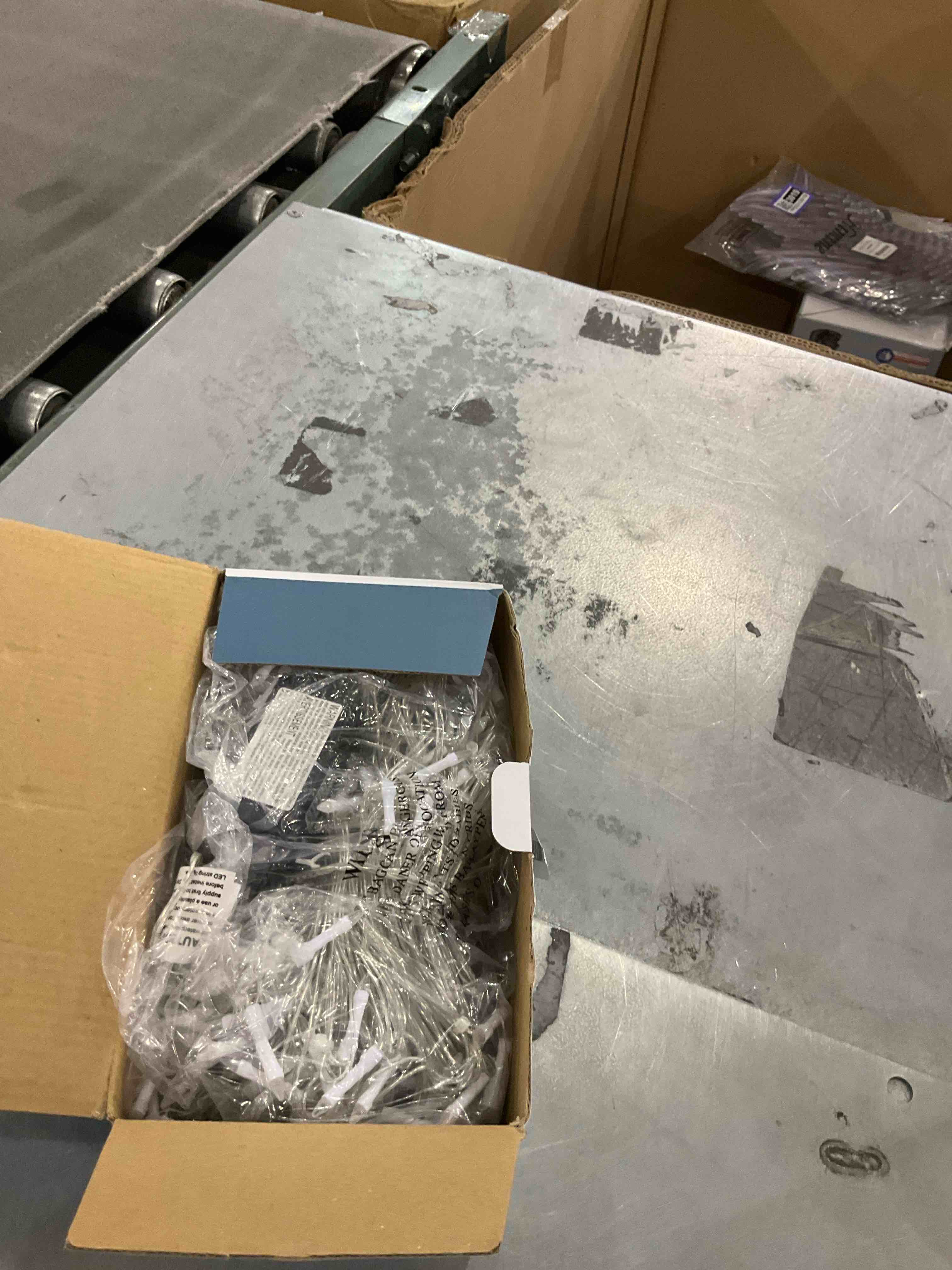 https://s3.amazonaws.com/lotting-images-prod/bidfta/PPE0313015_1735916971930.jpeg