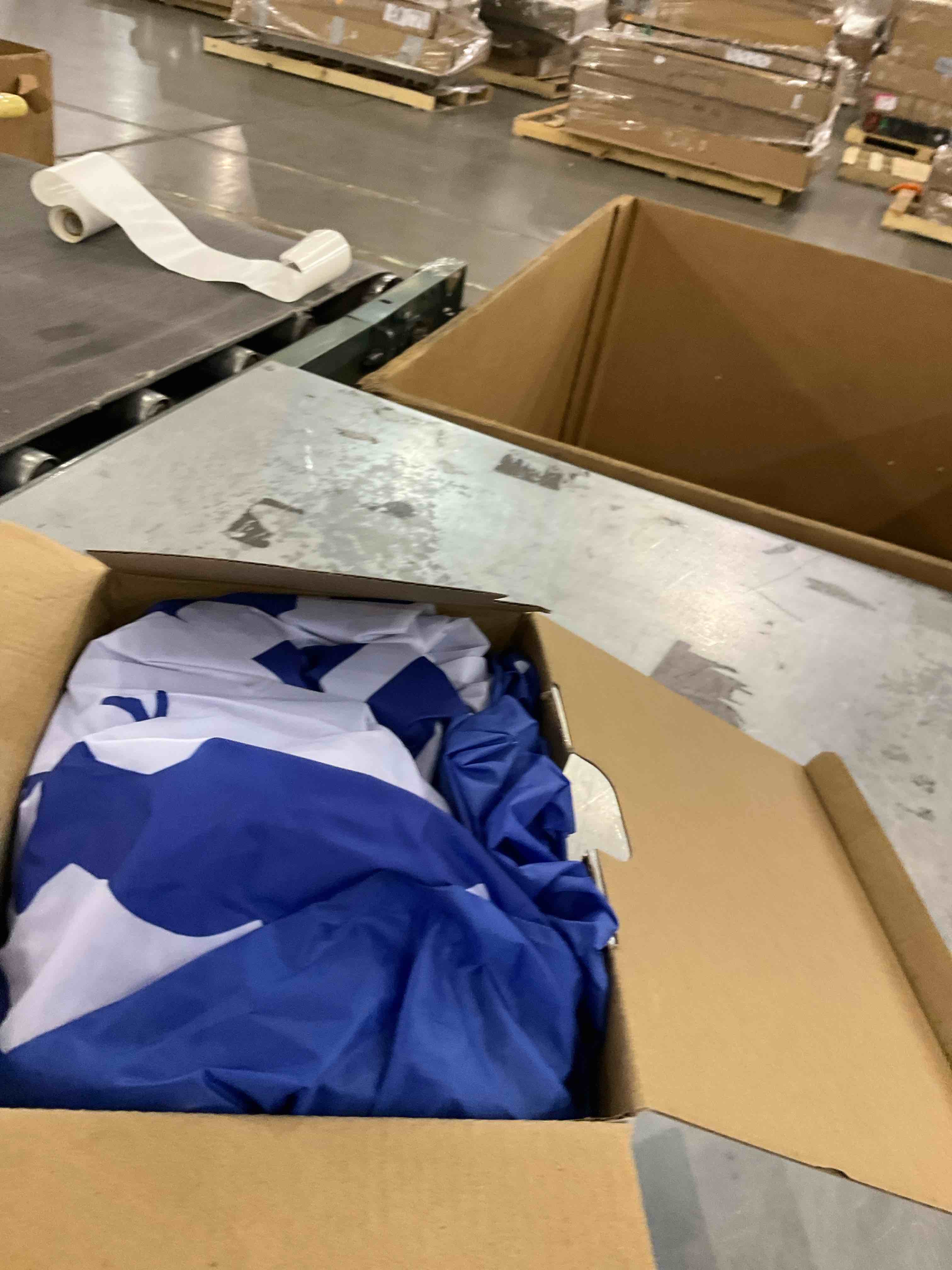 https://s3.amazonaws.com/lotting-images-prod/bidfta/PPE0313143_1735839737399.jpeg