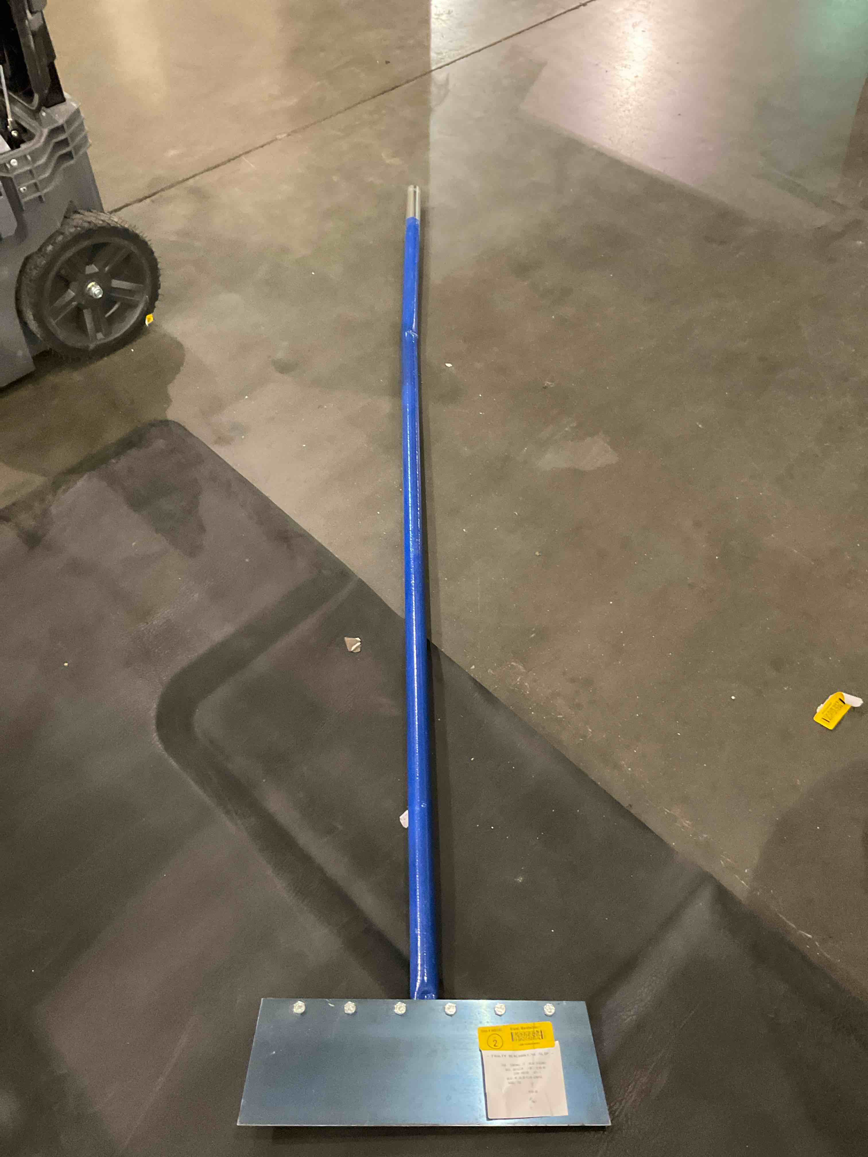 https://s3.amazonaws.com/lotting-images-prod/bidfta/PPE0314341_1731332877508.jpeg