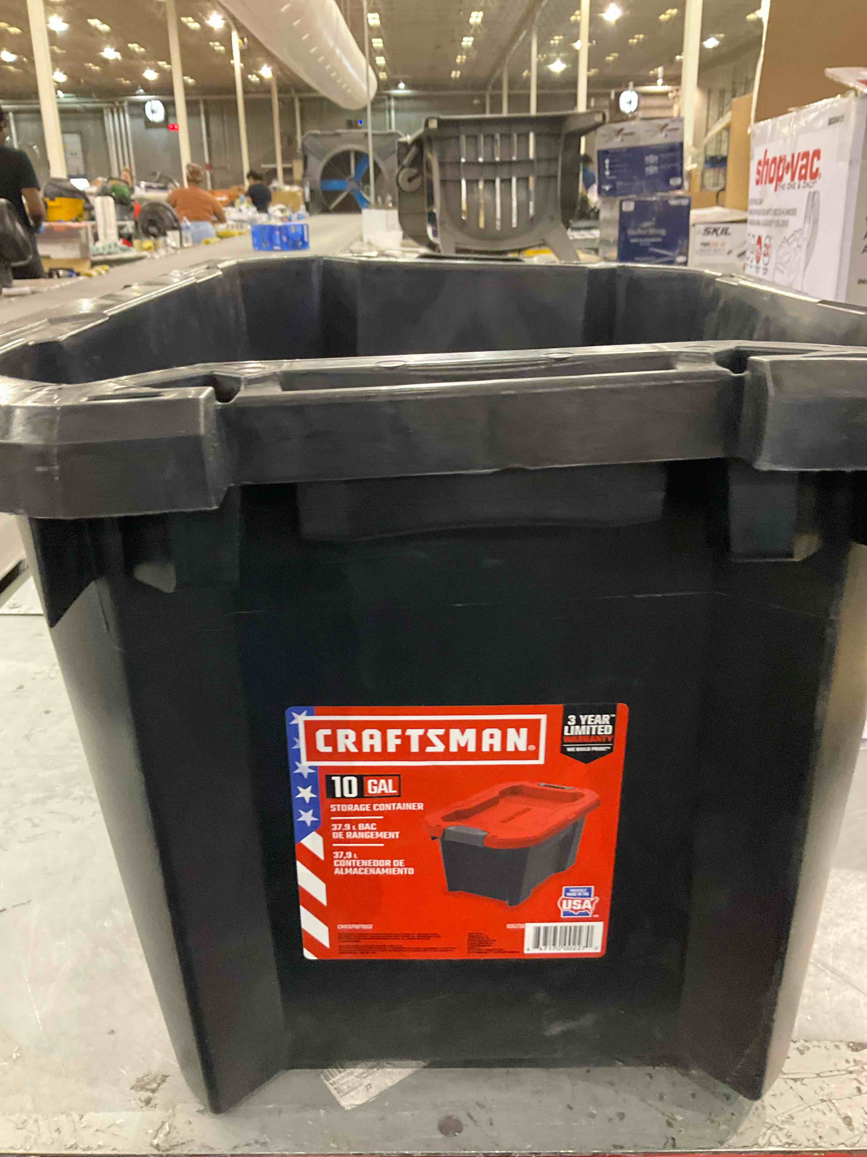 CRAFTSMAN 10 Gallon Latching Tote - 23.16-in x 15.66-in x 13.09-in