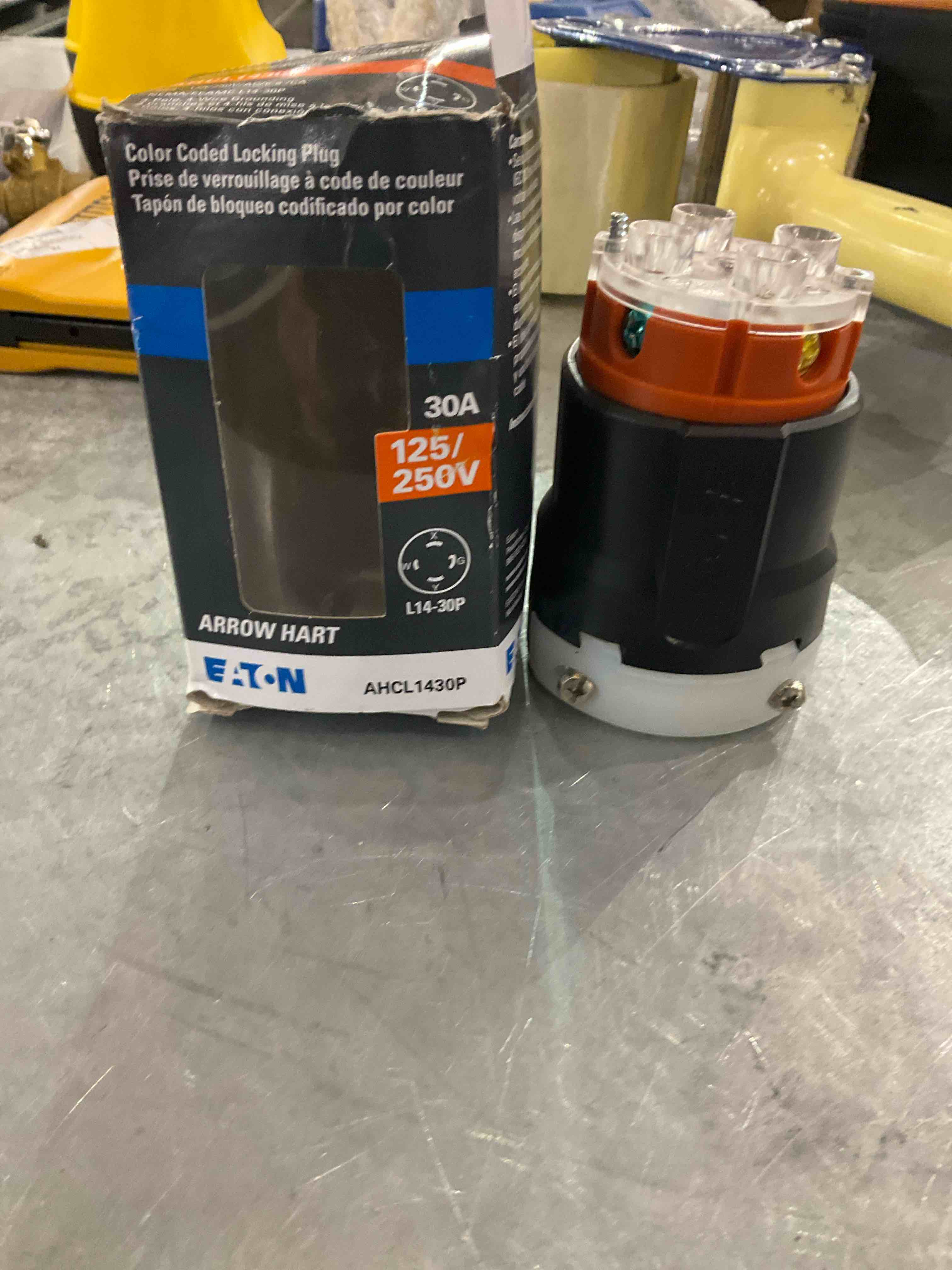 https://s3.amazonaws.com/lotting-images-prod/bidfta/PPE0315195_1730401323032.jpeg