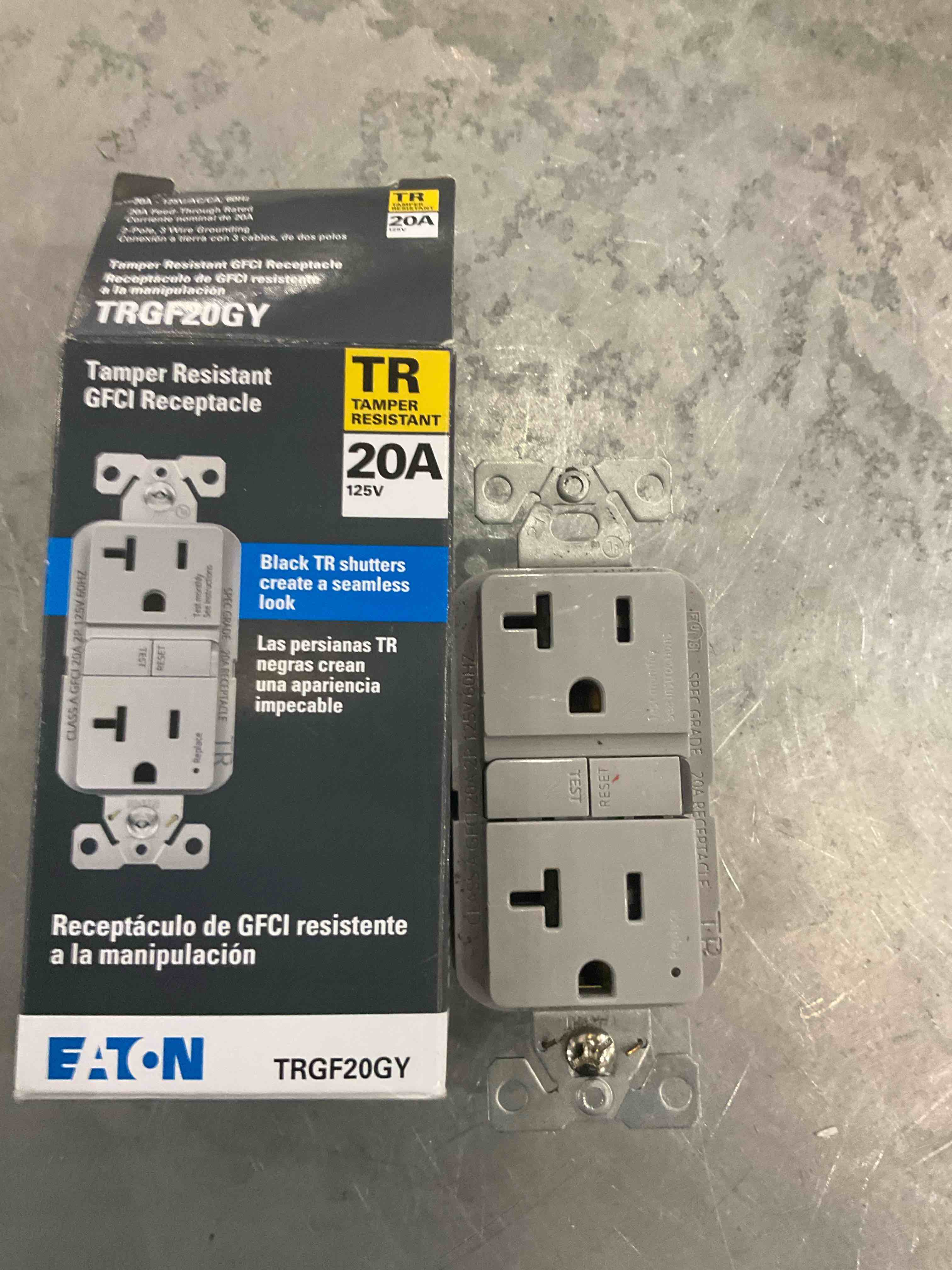 https://s3.amazonaws.com/lotting-images-prod/bidfta/PPE0315273_1730303704169.jpeg