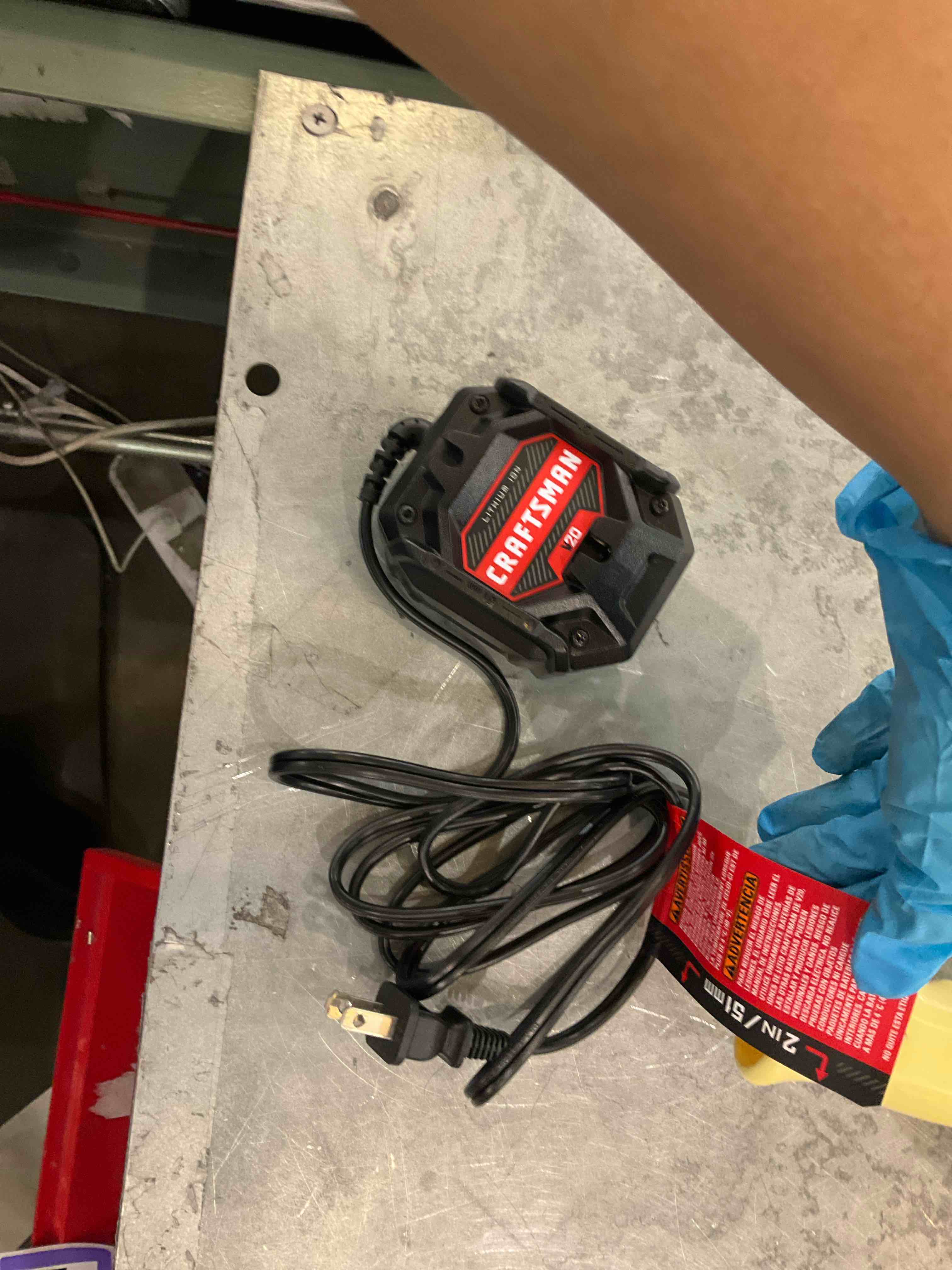 https://s3.amazonaws.com/lotting-images-prod/bidfta/PPE0315371_1730136183492.jpeg