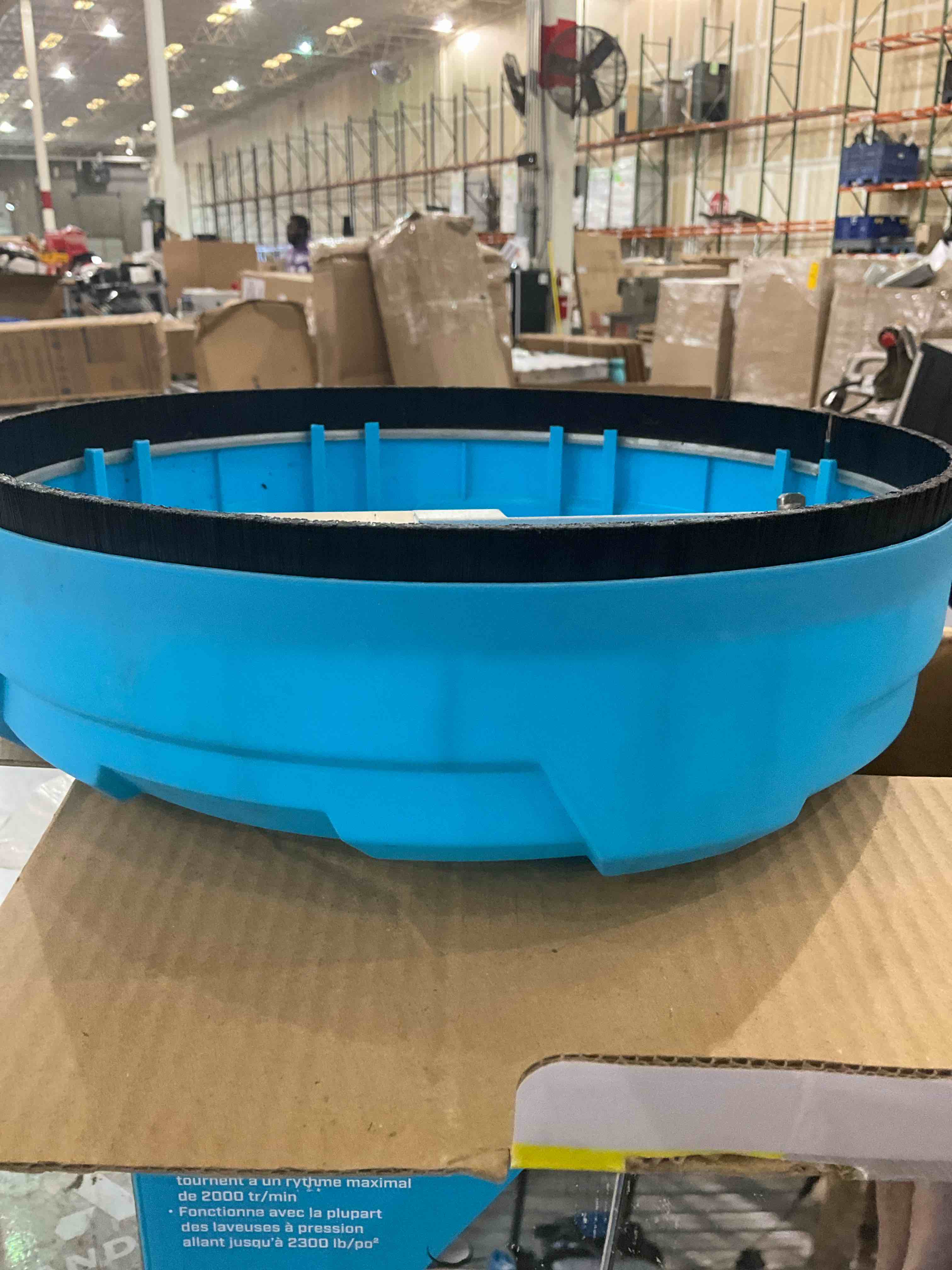 https://s3.amazonaws.com/lotting-images-prod/bidfta/PPE0315705_1729696977754.jpeg