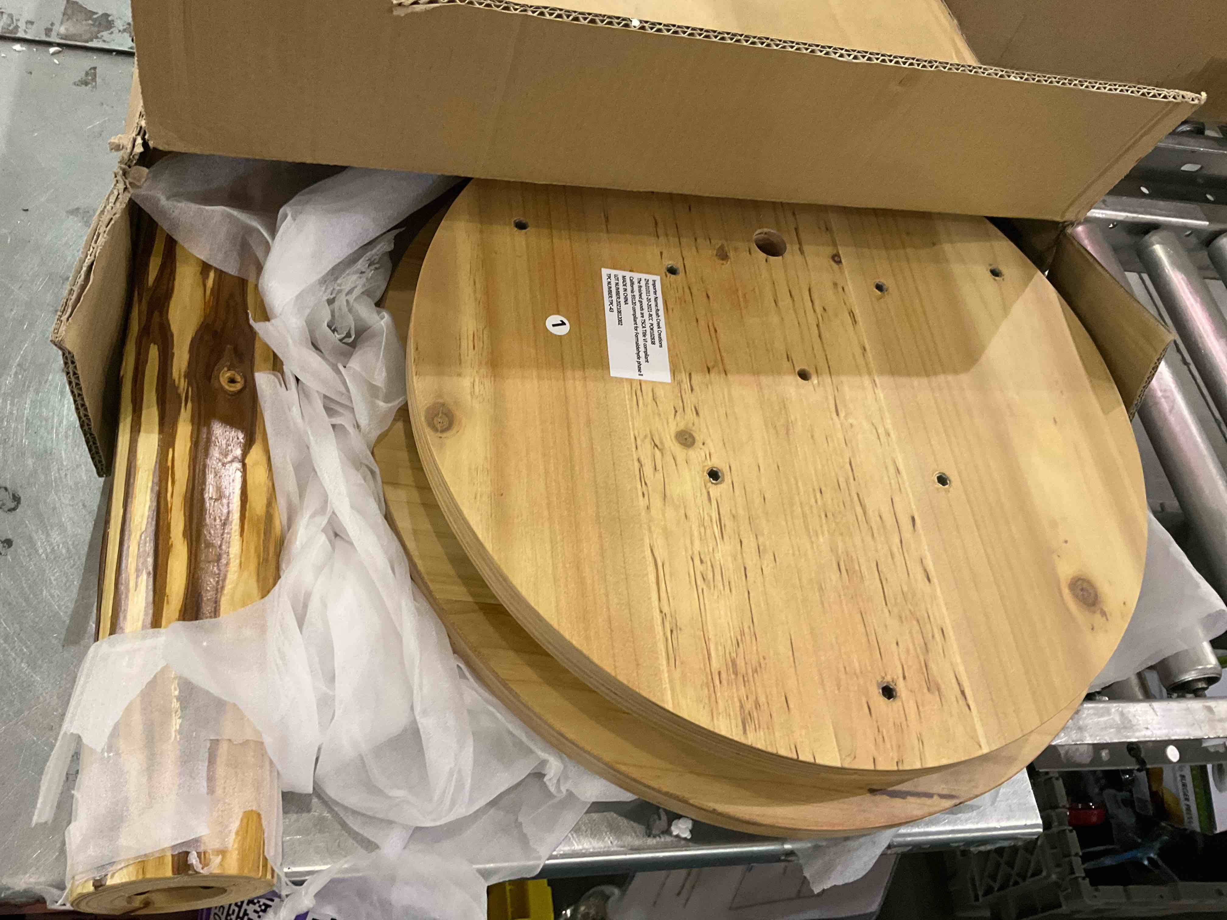 https://s3.amazonaws.com/lotting-images-prod/bidfta/PPE0316209_1731010593834.jpeg