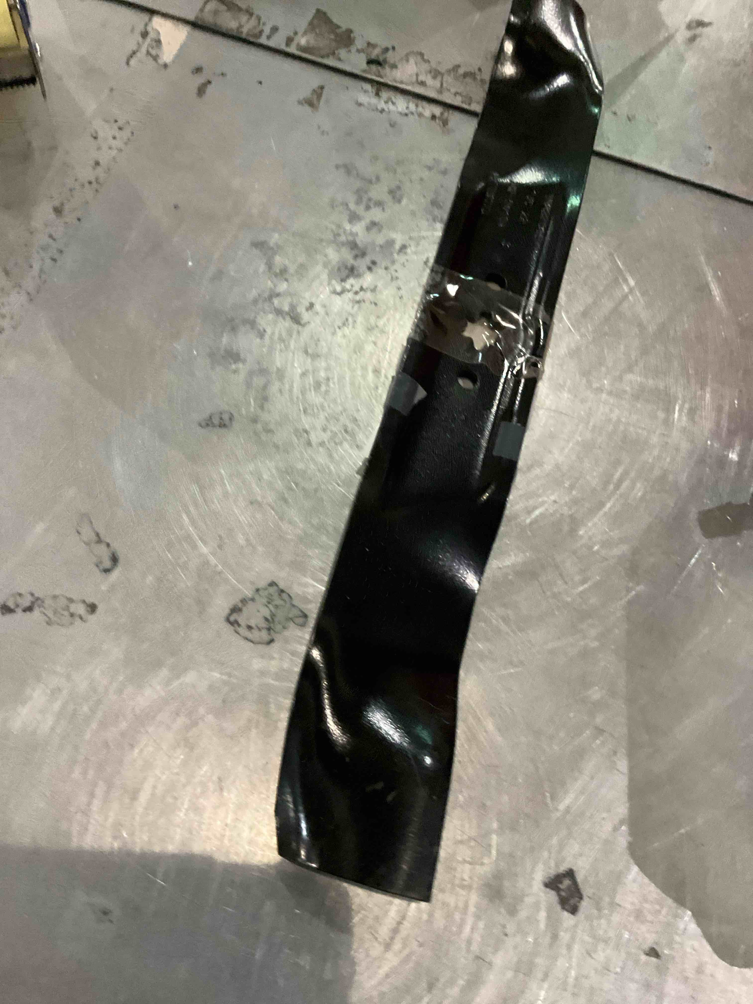 https://s3.amazonaws.com/lotting-images-prod/bidfta/PPE0316553_1730899419297.jpeg