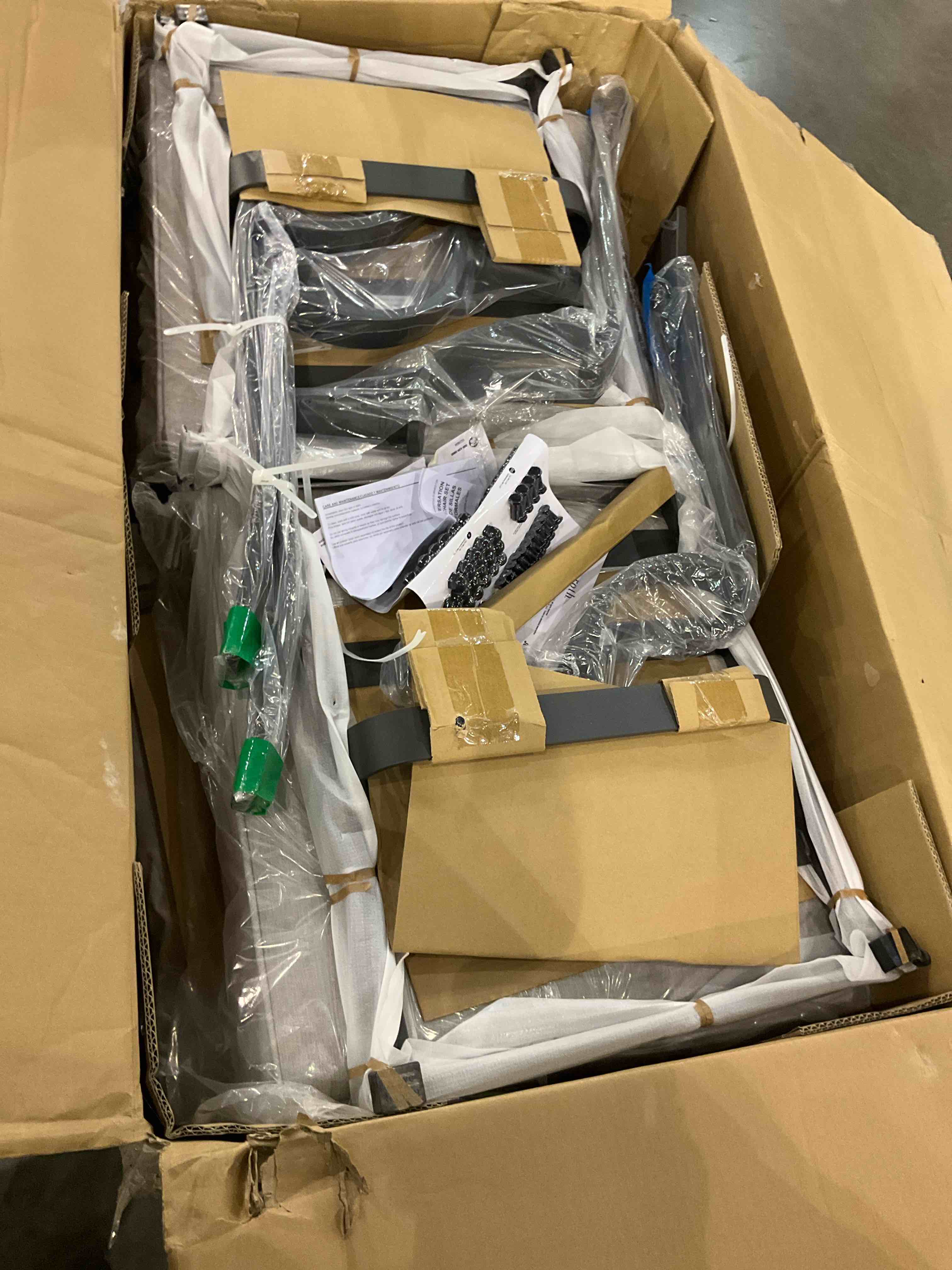 https://s3.amazonaws.com/lotting-images-prod/bidfta/PPE0316573_1730895397293.jpeg