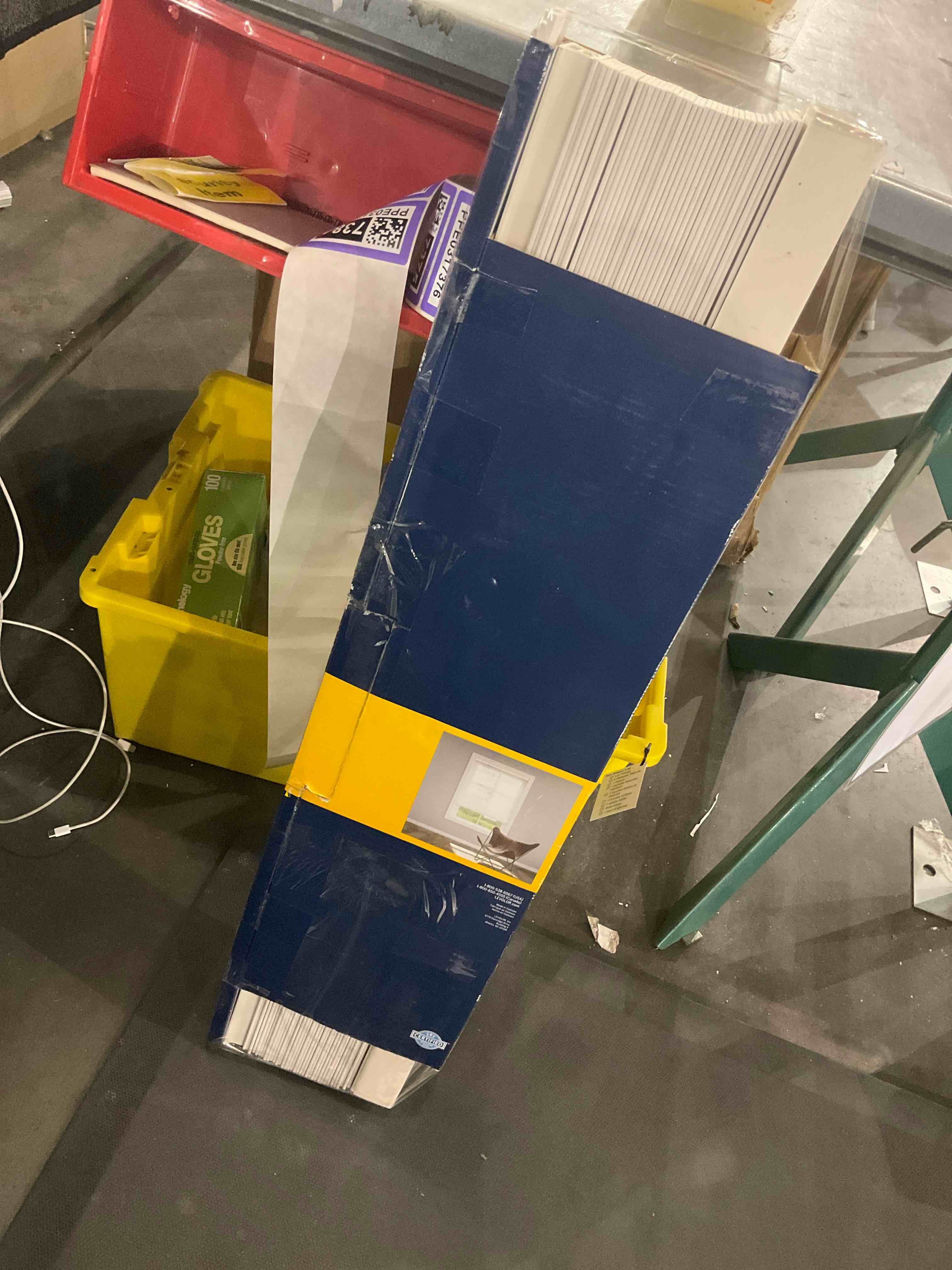 https://s3.amazonaws.com/lotting-images-prod/bidfta/PPE0317384_1730210555479.jpeg