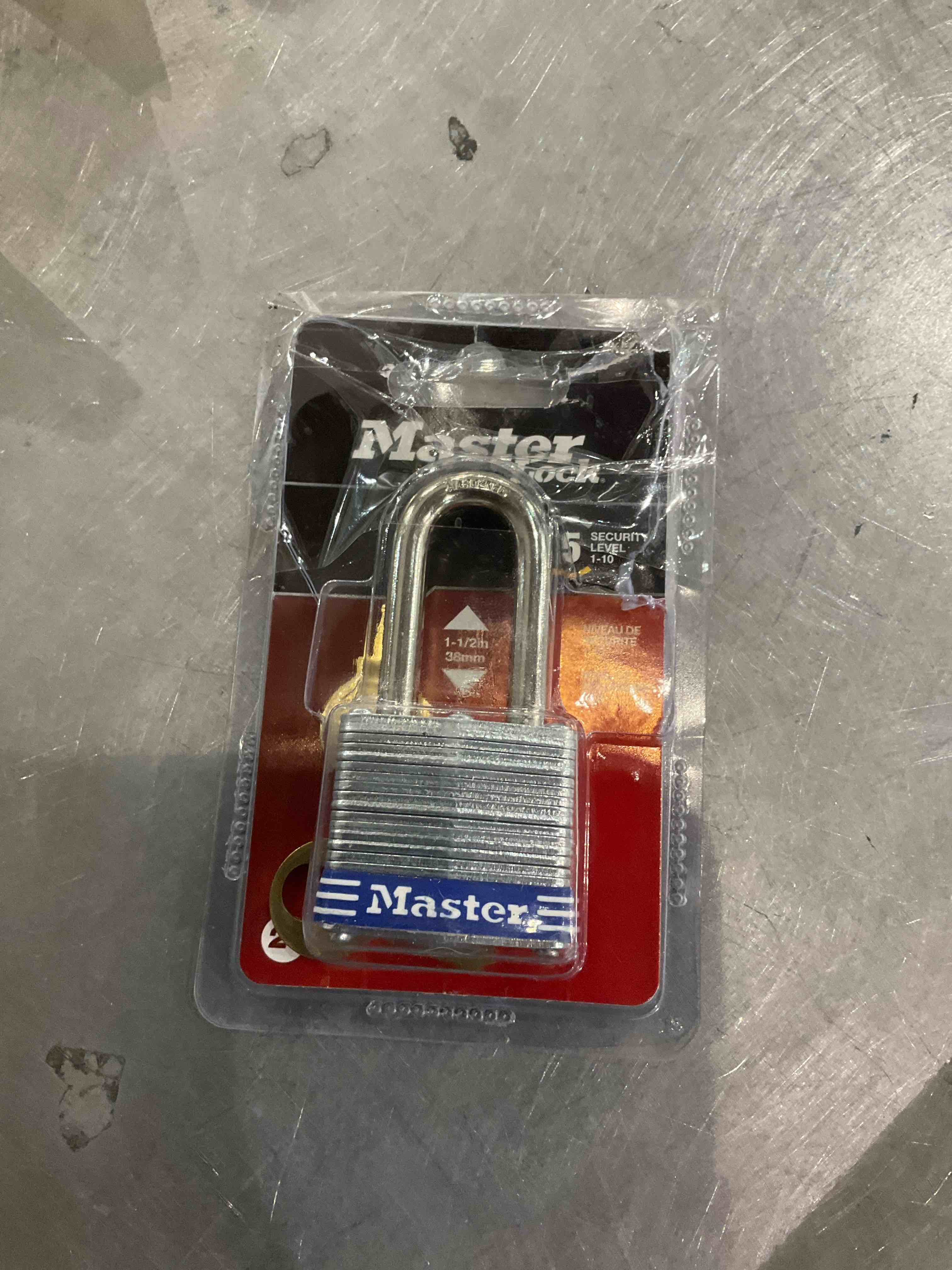 https://s3.amazonaws.com/lotting-images-prod/bidfta/PPE0317420_1730201387081.jpeg