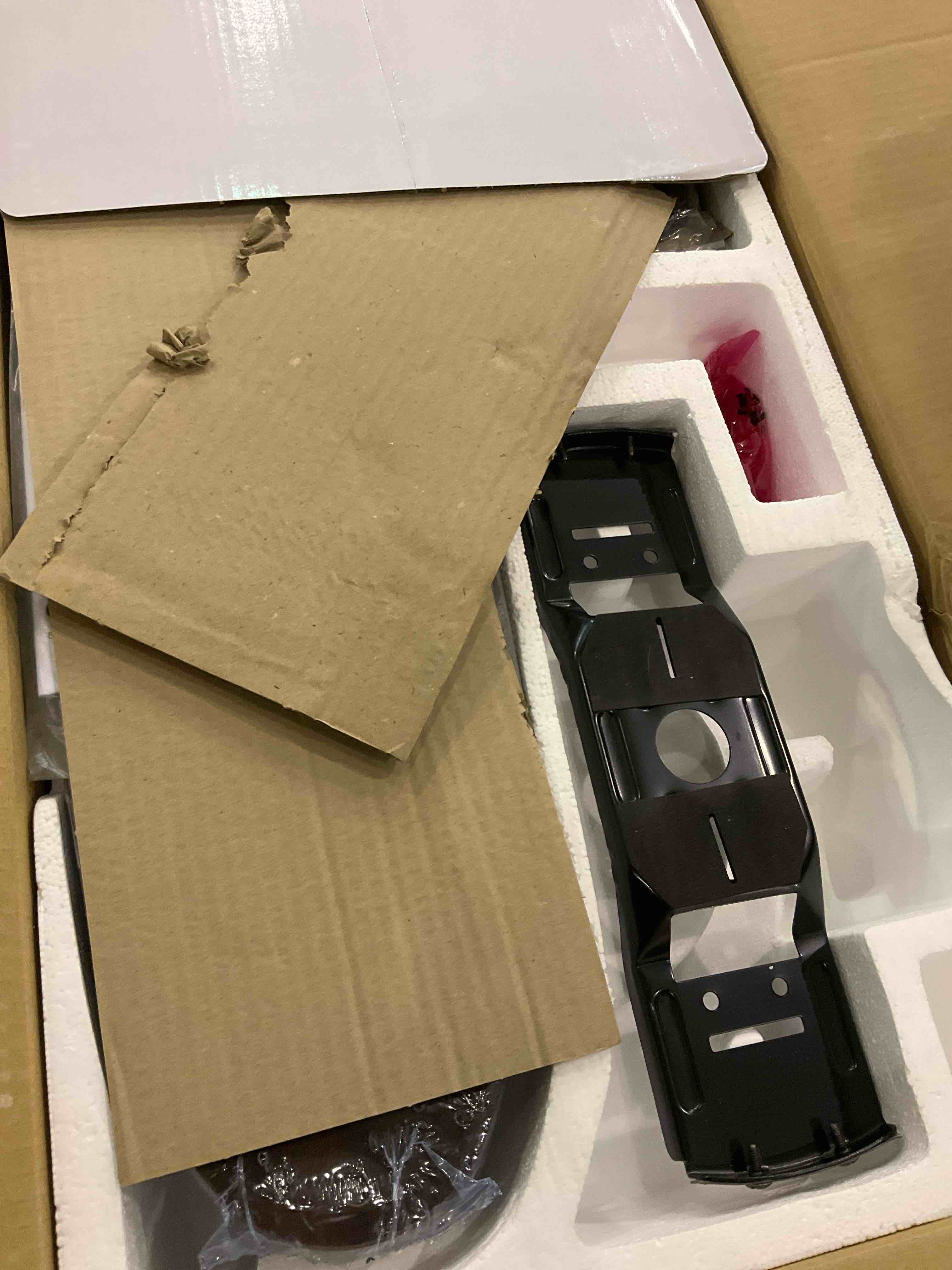 https://s3.amazonaws.com/lotting-images-prod/bidfta/PPE0318254_1740057763428.jpeg
