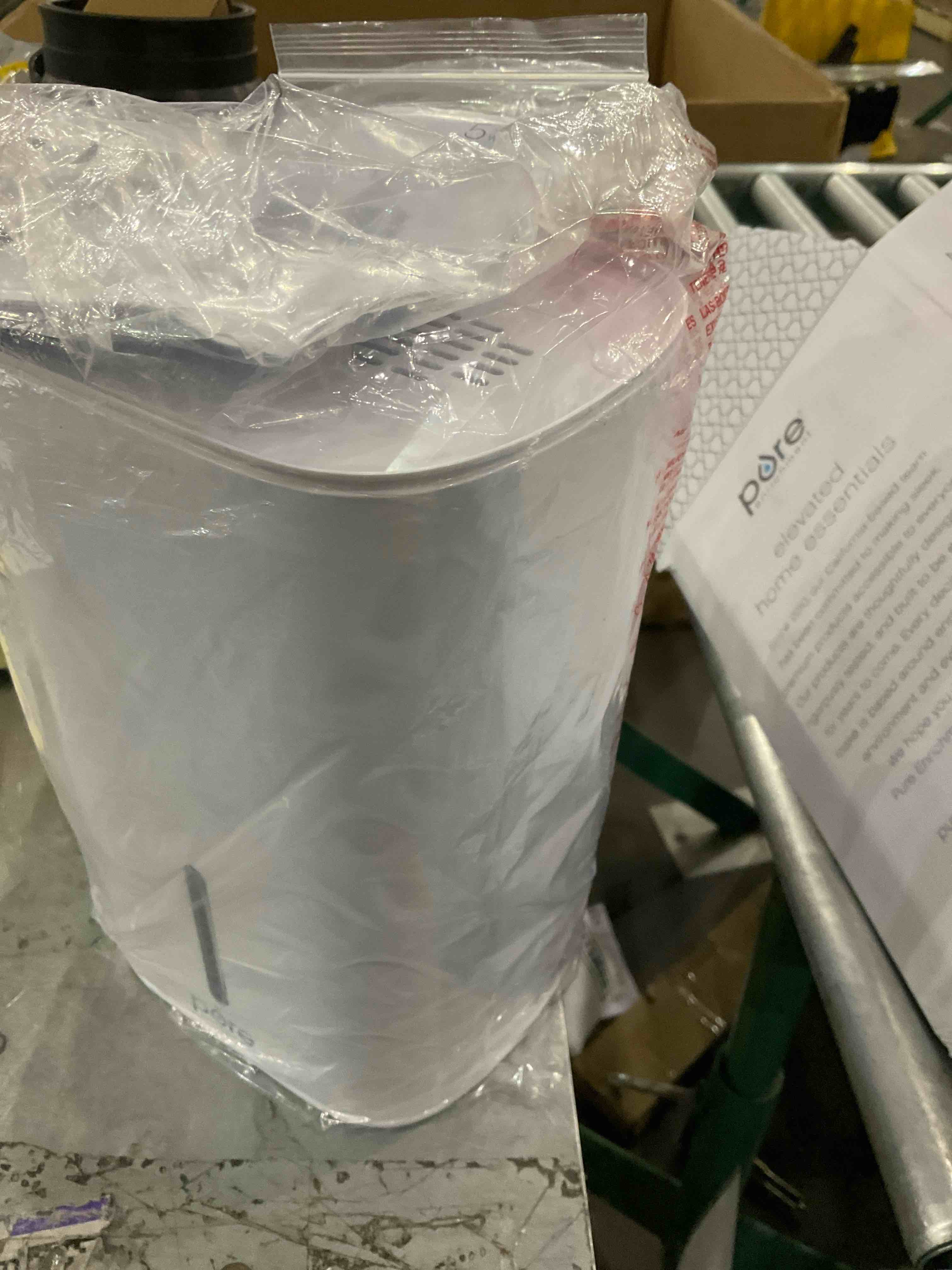 https://s3.amazonaws.com/lotting-images-prod/bidfta/PPE0318276_1740054045585.jpeg