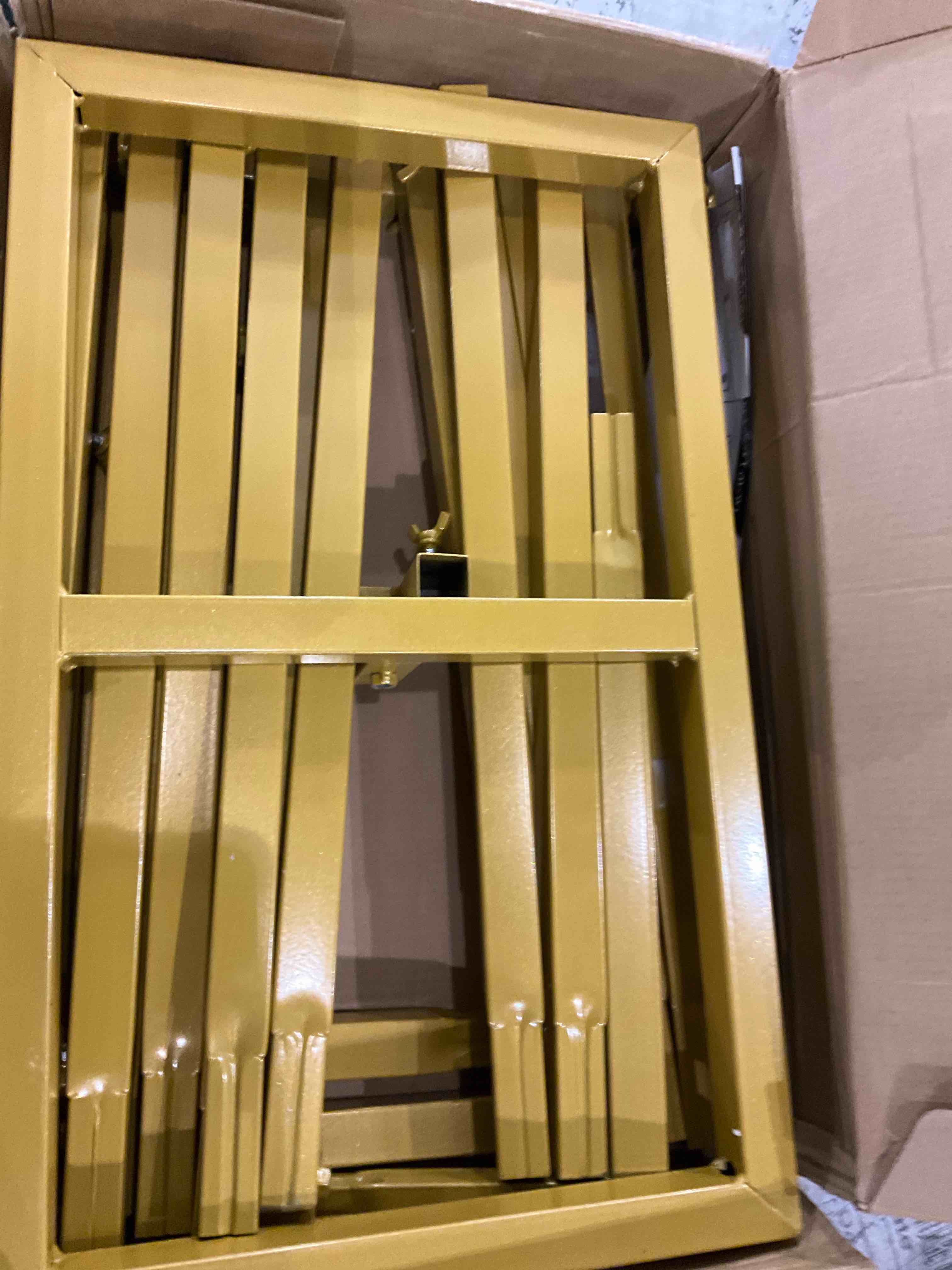 https://s3.amazonaws.com/lotting-images-prod/bidfta/PPE0318293_1740054609293.jpeg