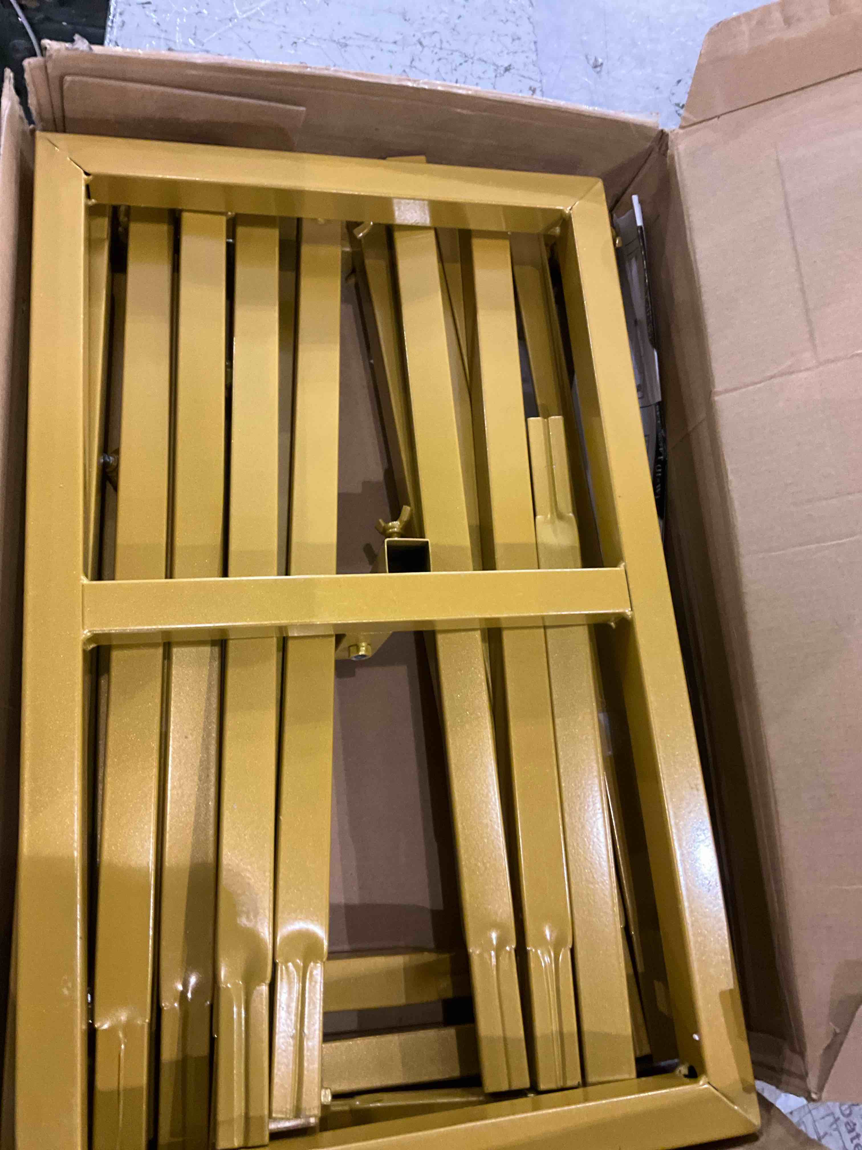 https://s3.amazonaws.com/lotting-images-prod/bidfta/PPE0318293_1740054610980.jpeg