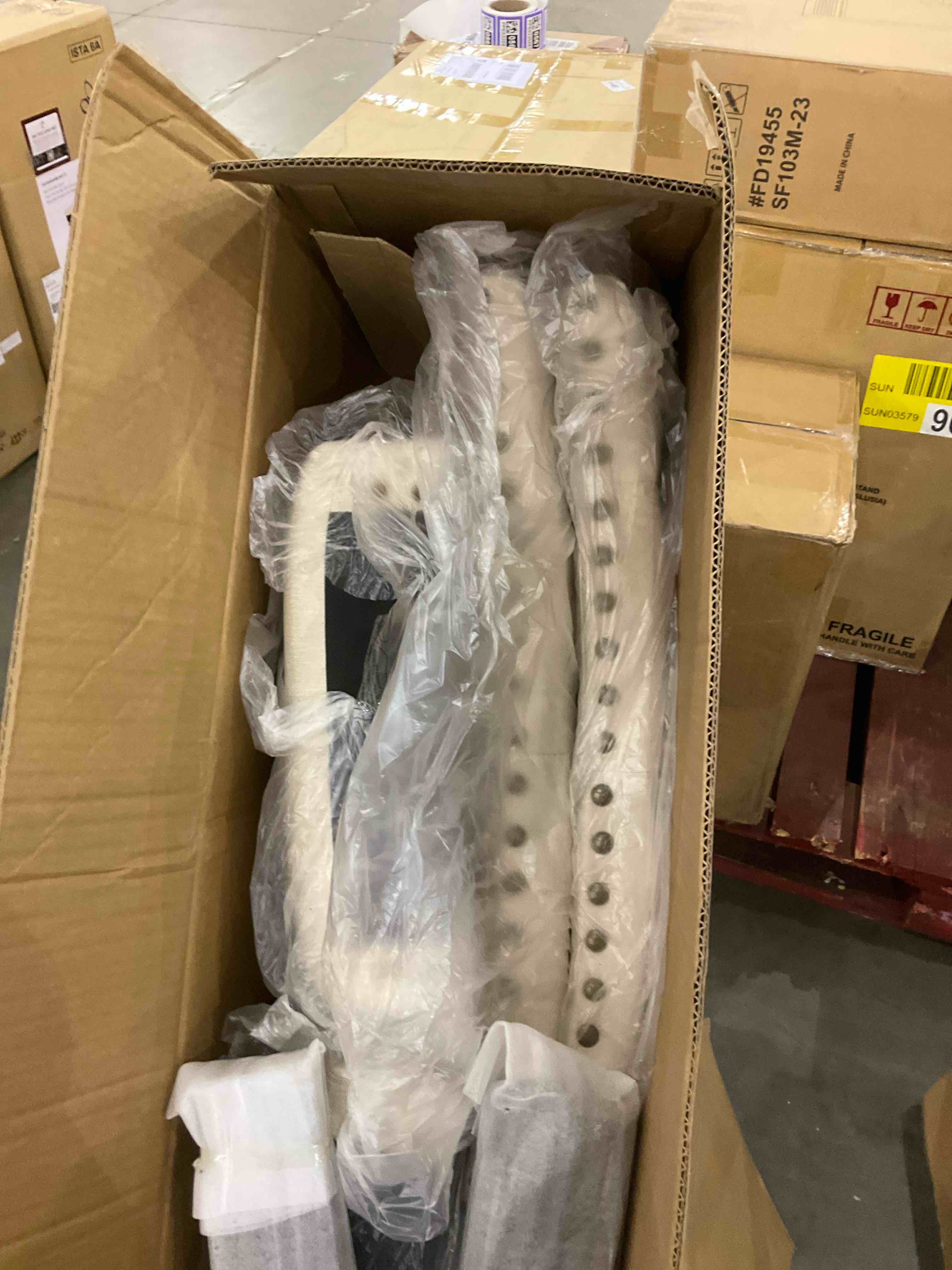 https://s3.amazonaws.com/lotting-images-prod/bidfta/PPE0320572_1731521588659.jpeg