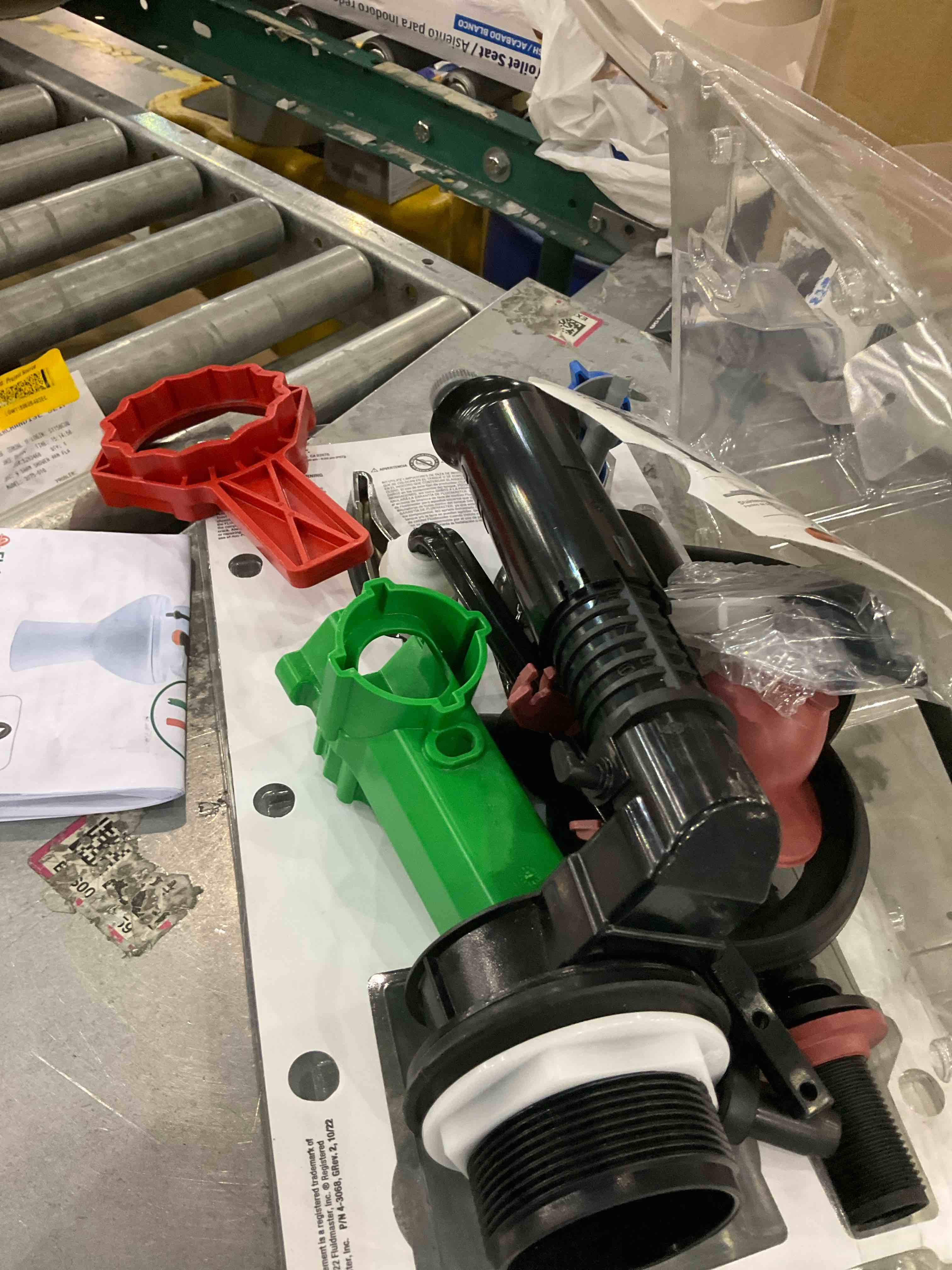 https://s3.amazonaws.com/lotting-images-prod/bidfta/PPE0321144_1730995845896.jpeg