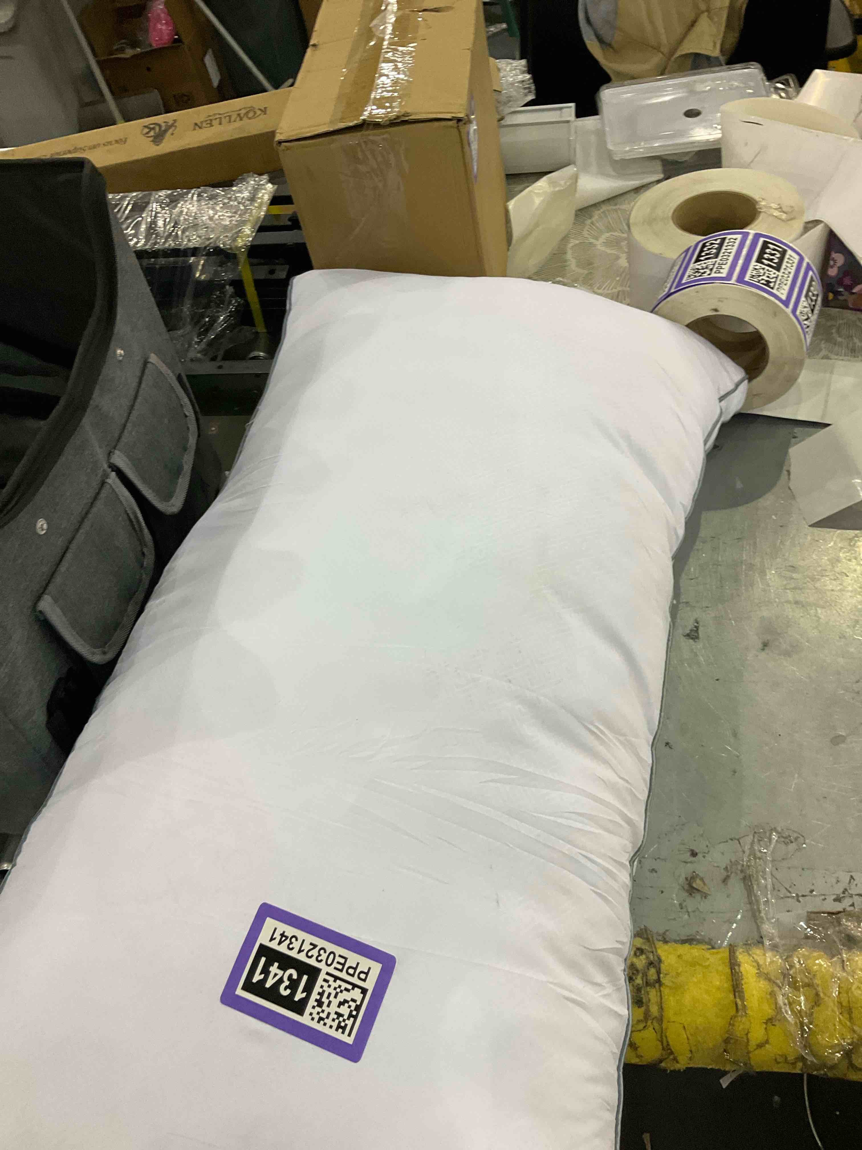 https://s3.amazonaws.com/lotting-images-prod/bidfta/PPE0321341_1730461875601.jpeg