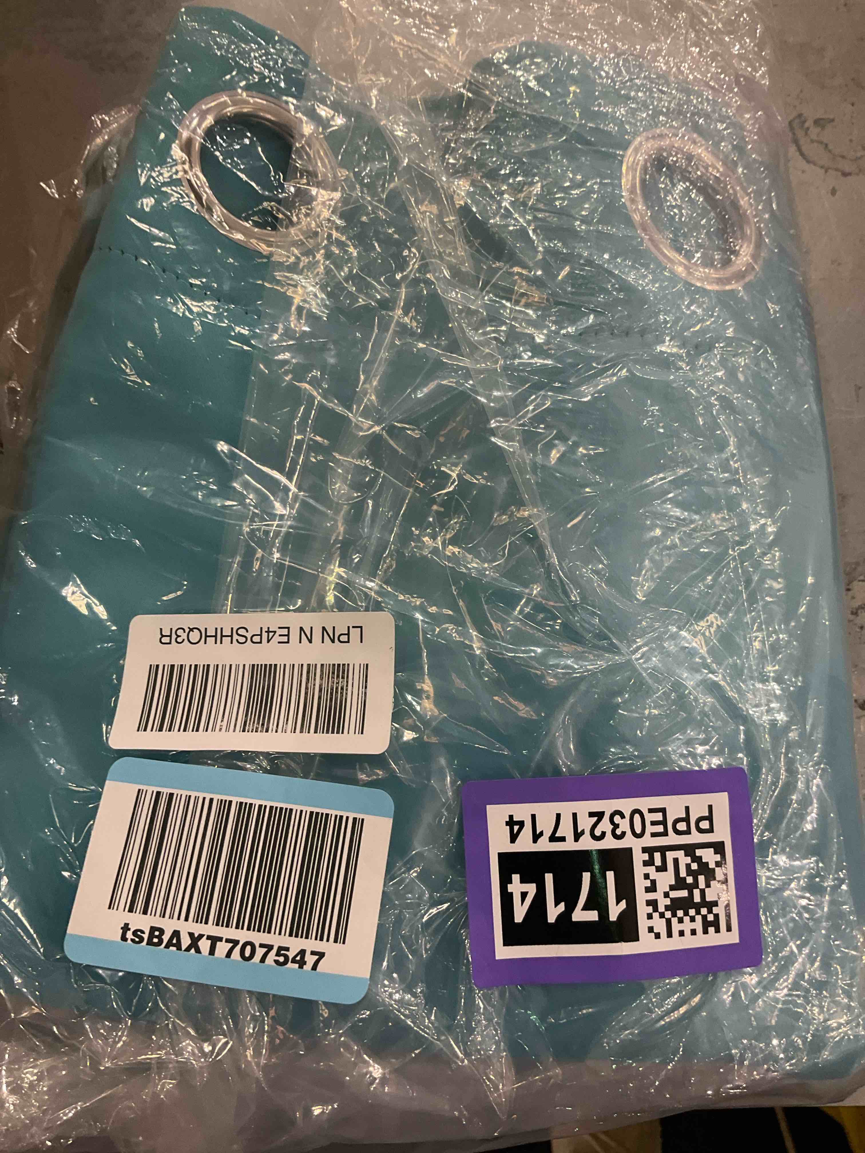https://s3.amazonaws.com/lotting-images-prod/bidfta/PPE0321714_1727896458683.jpeg