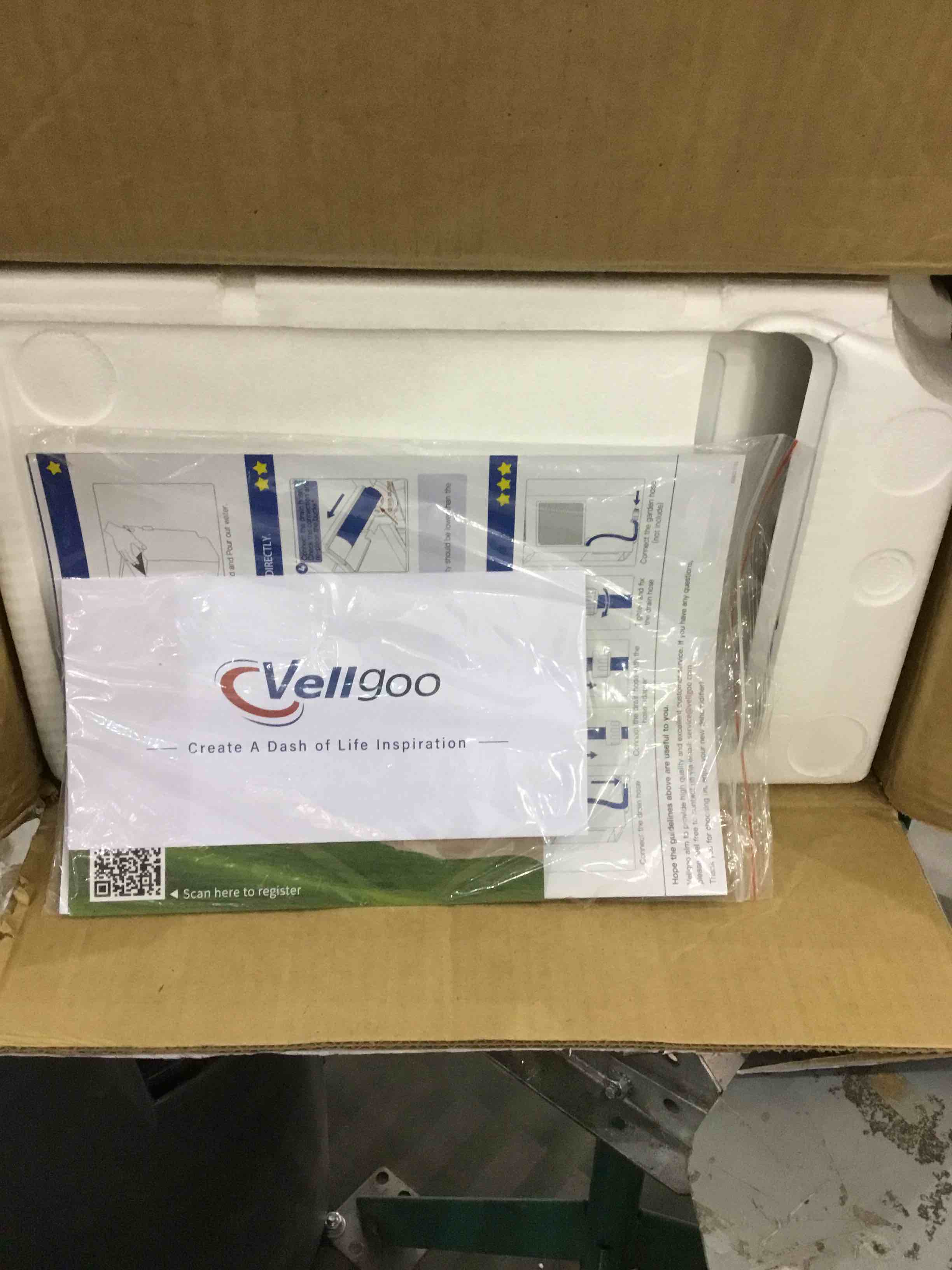 https://s3.amazonaws.com/lotting-images-prod/bidfta/PPE0321873_1727718599761.jpeg