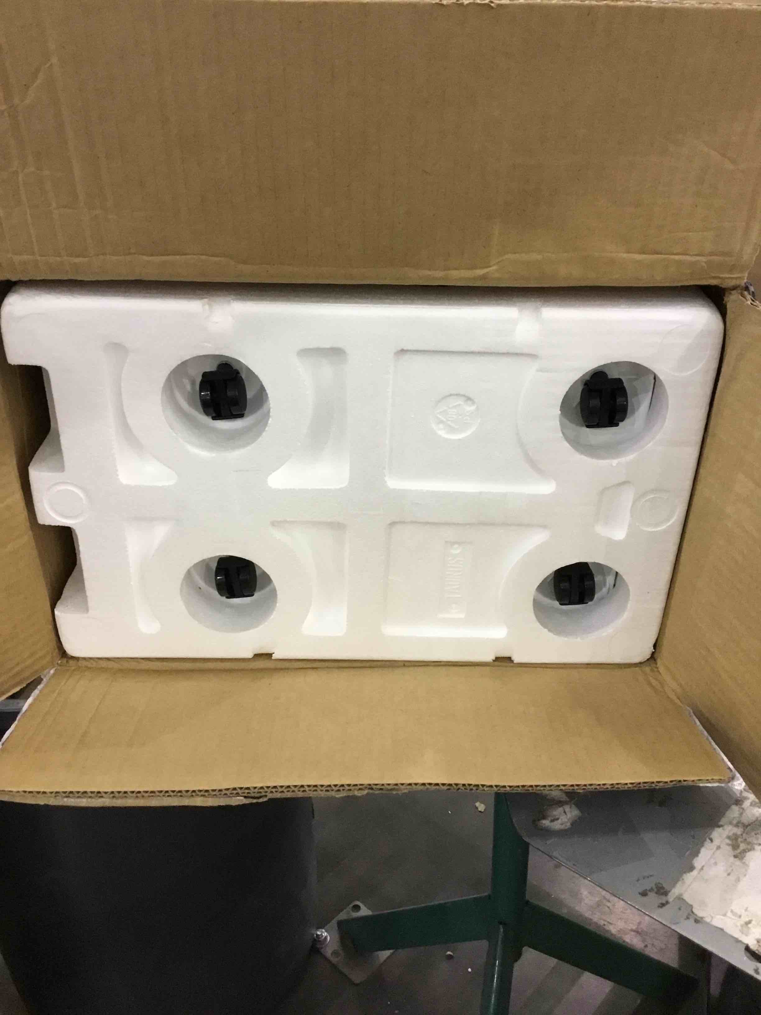 https://s3.amazonaws.com/lotting-images-prod/bidfta/PPE0321873_1727718982171.jpeg