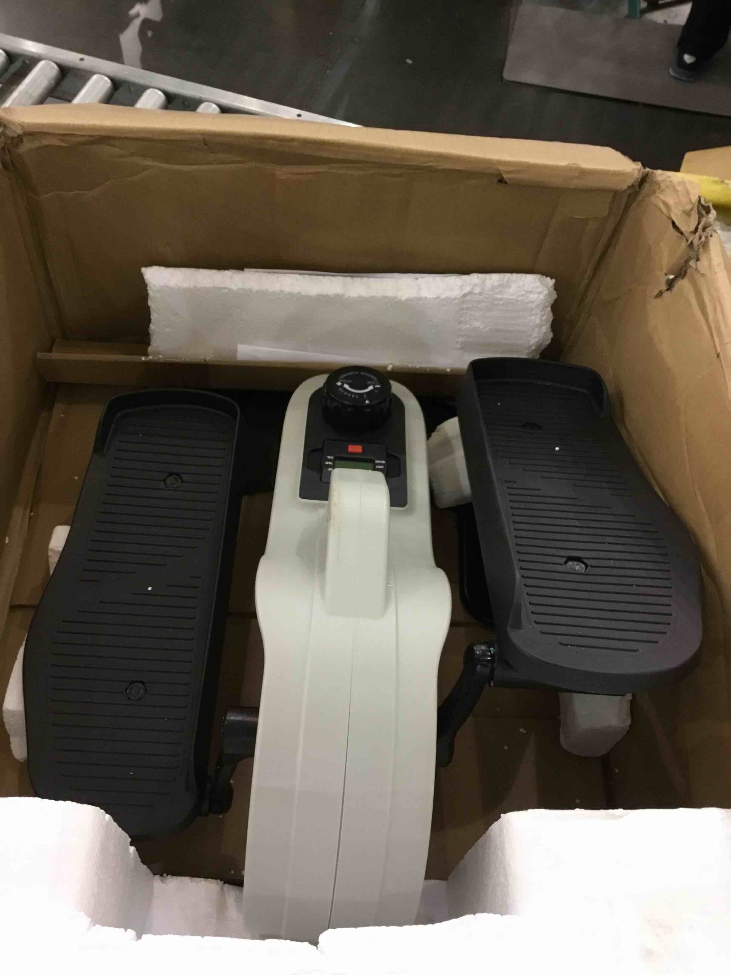 https://s3.amazonaws.com/lotting-images-prod/bidfta/PPE0321891_1727708483454.jpeg