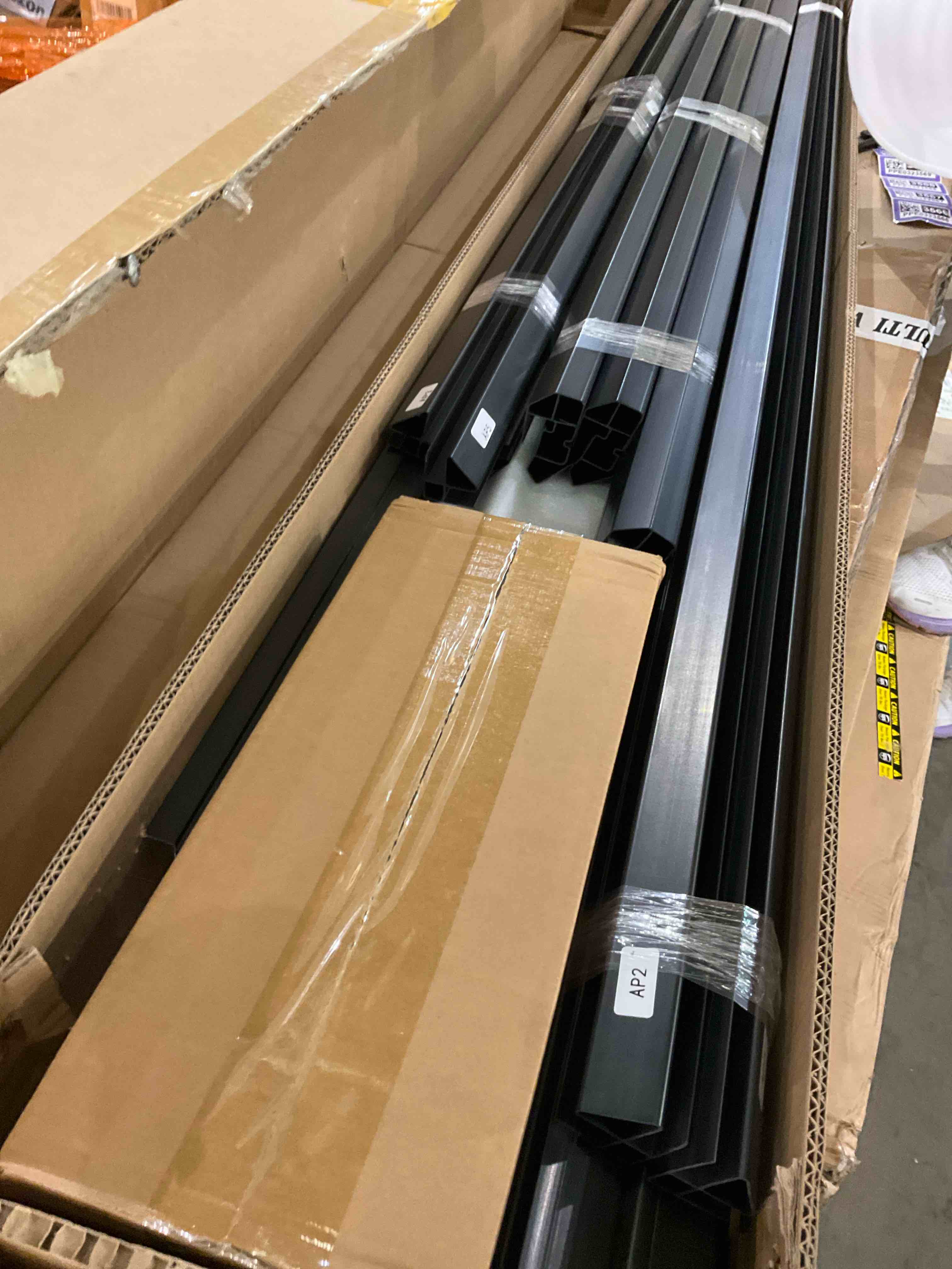 https://s3.amazonaws.com/lotting-images-prod/bidfta/PPE0323577_1734103232005.jpeg
