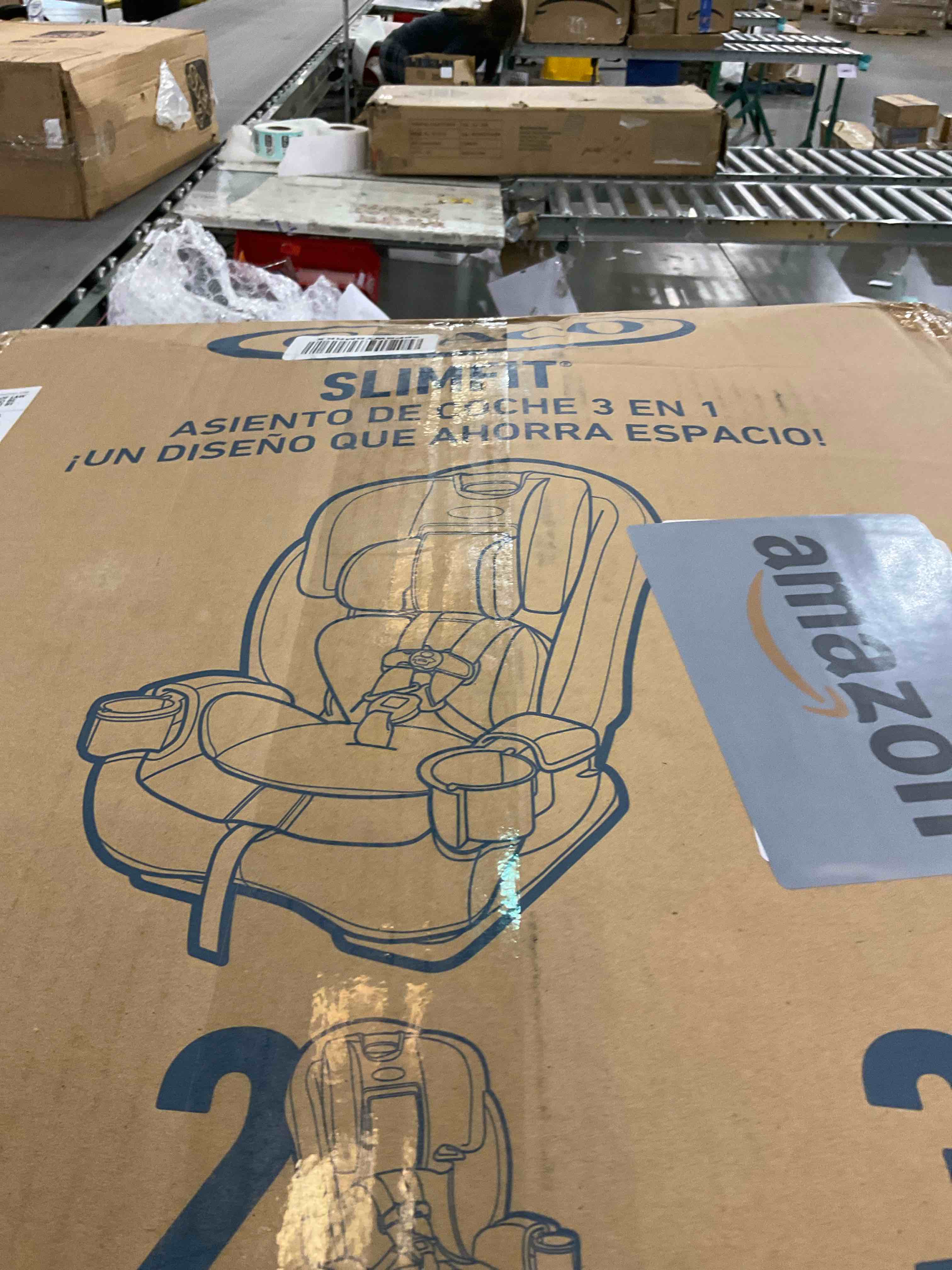 Graco SlimFit 3-in-1 Convertible Car Seat, Ultra-Space-Saving Design, Darcie, Suitable for Rear and Forward-Facing, Highback Booster Seat with 10-Position Headrest