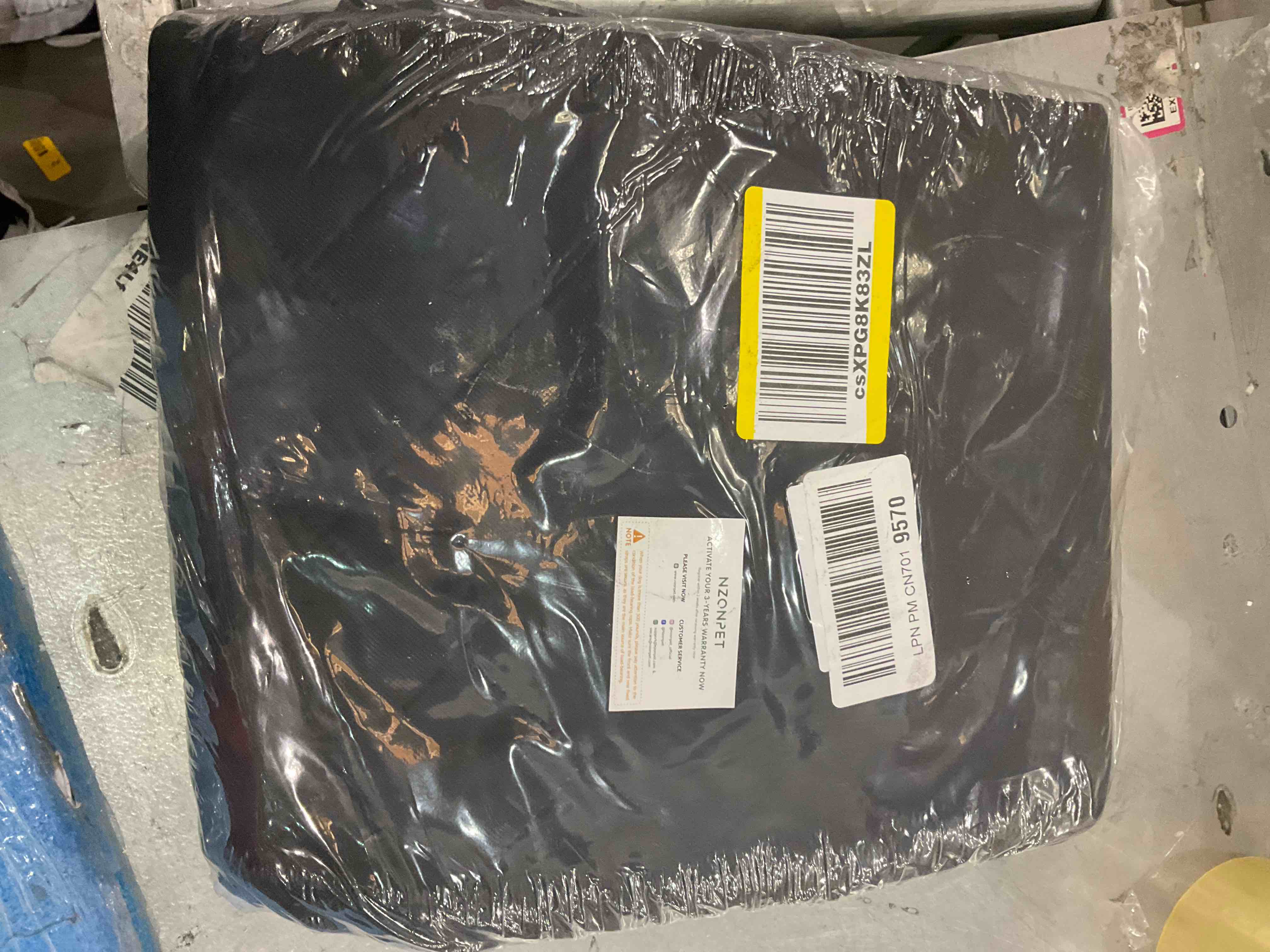 https://s3.amazonaws.com/lotting-images-prod/bidfta/PPE0326198_1730906639797.jpeg