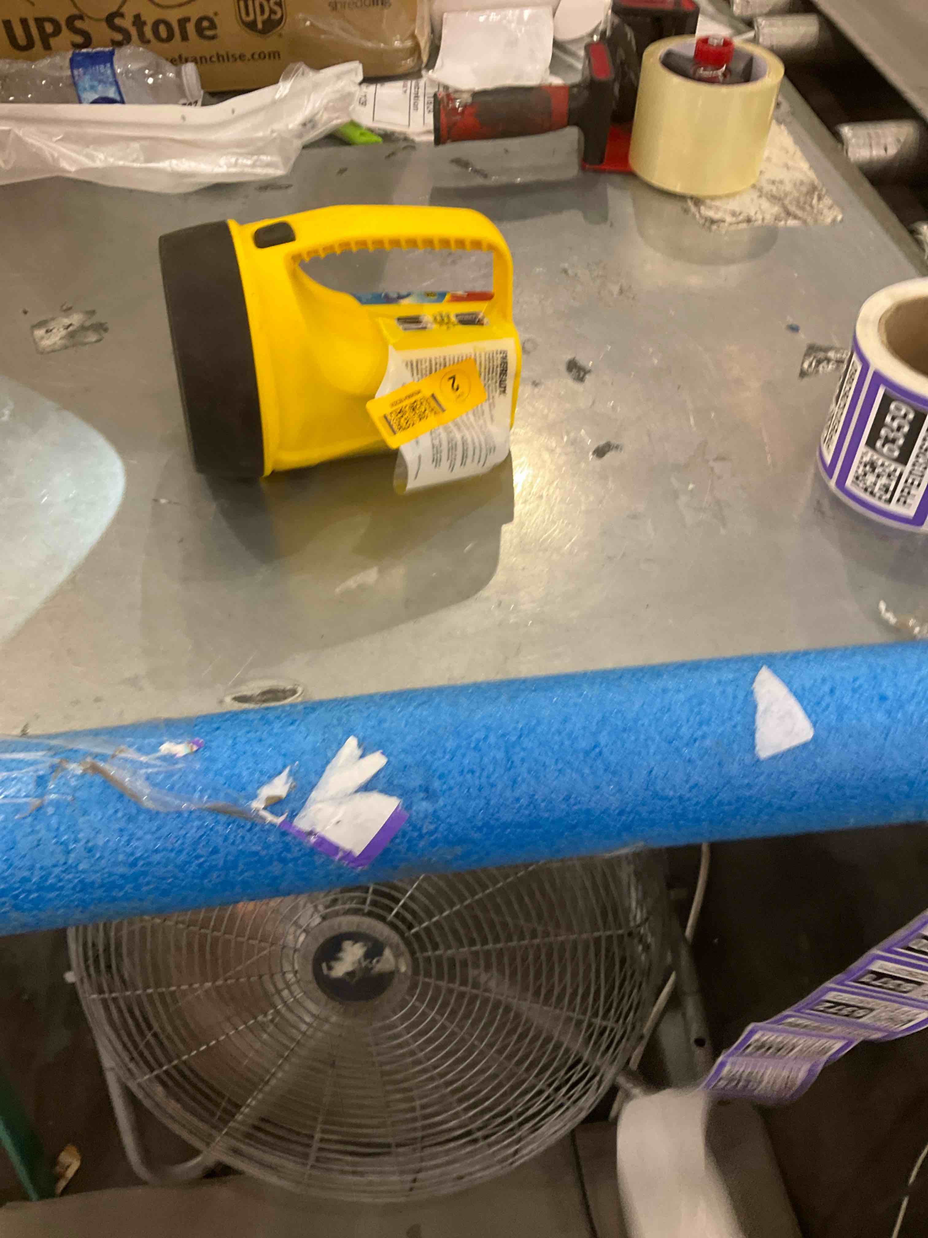 https://s3.amazonaws.com/lotting-images-prod/bidfta/PPE0326369_1730820158250.jpeg