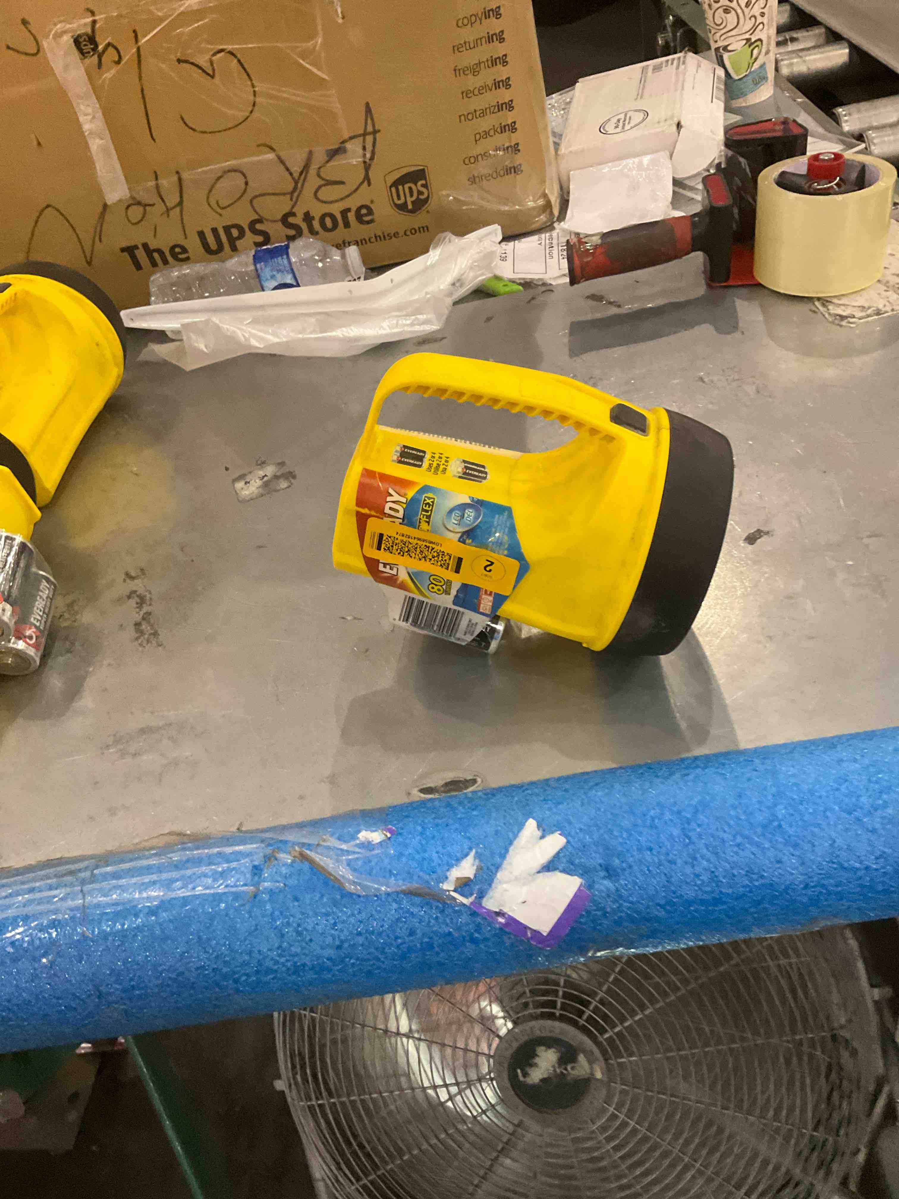 https://s3.amazonaws.com/lotting-images-prod/bidfta/PPE0326369_1730820169873.jpeg