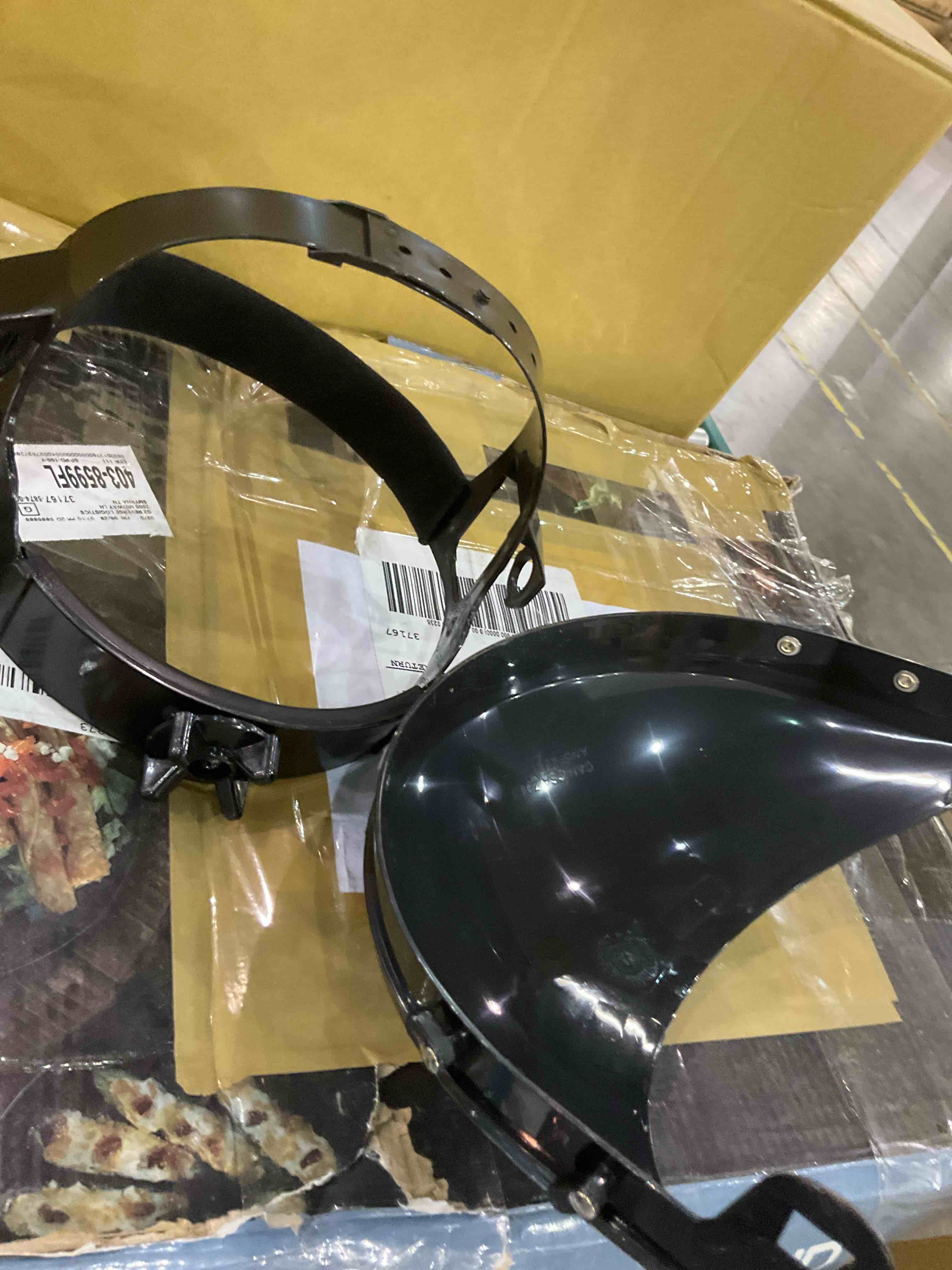 https://s3.amazonaws.com/lotting-images-prod/bidfta/PPE0326421_1730808963863.jpeg