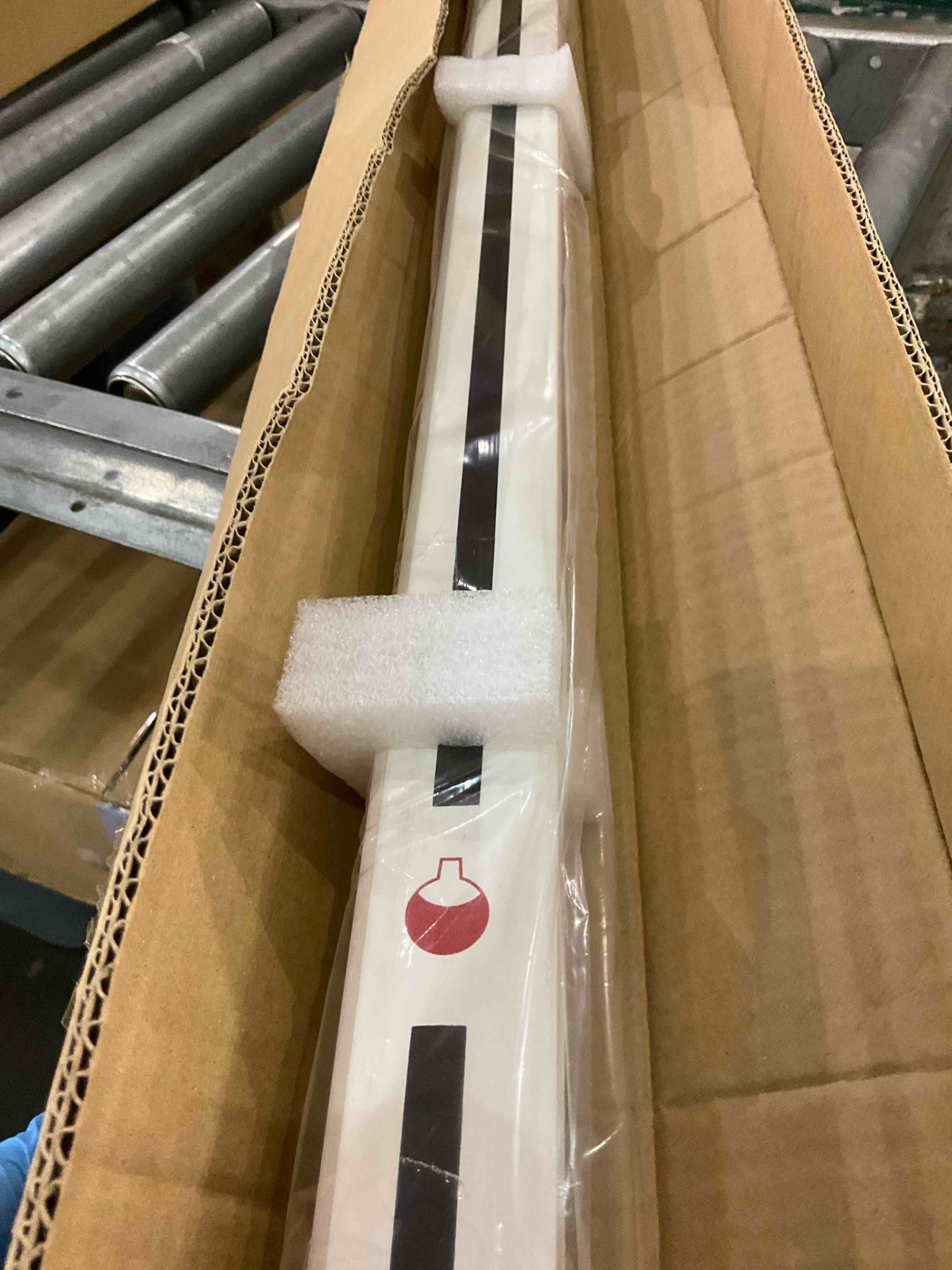 https://s3.amazonaws.com/lotting-images-prod/bidfta/PPE0326727_1730546638871.jpeg