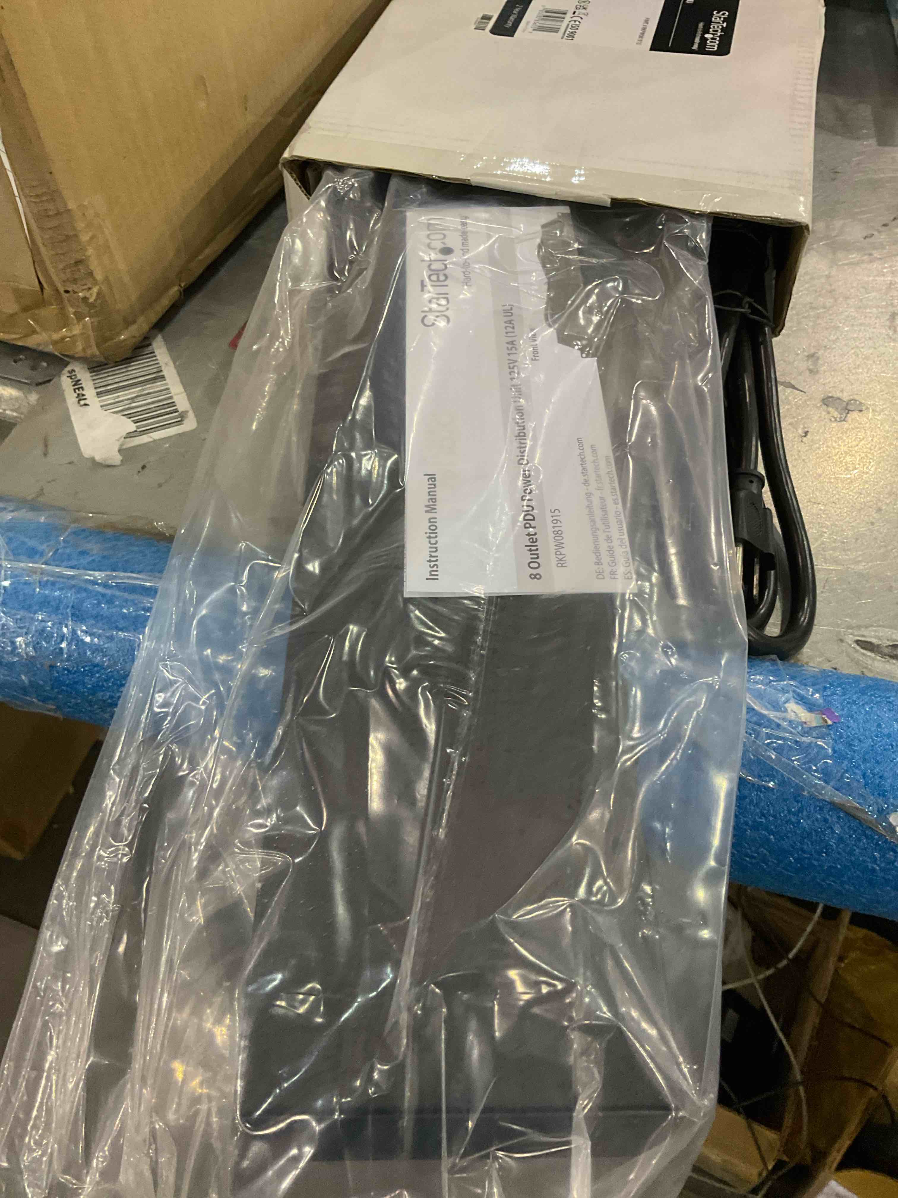 https://s3.amazonaws.com/lotting-images-prod/bidfta/PPE0327511_1729857519128.jpeg