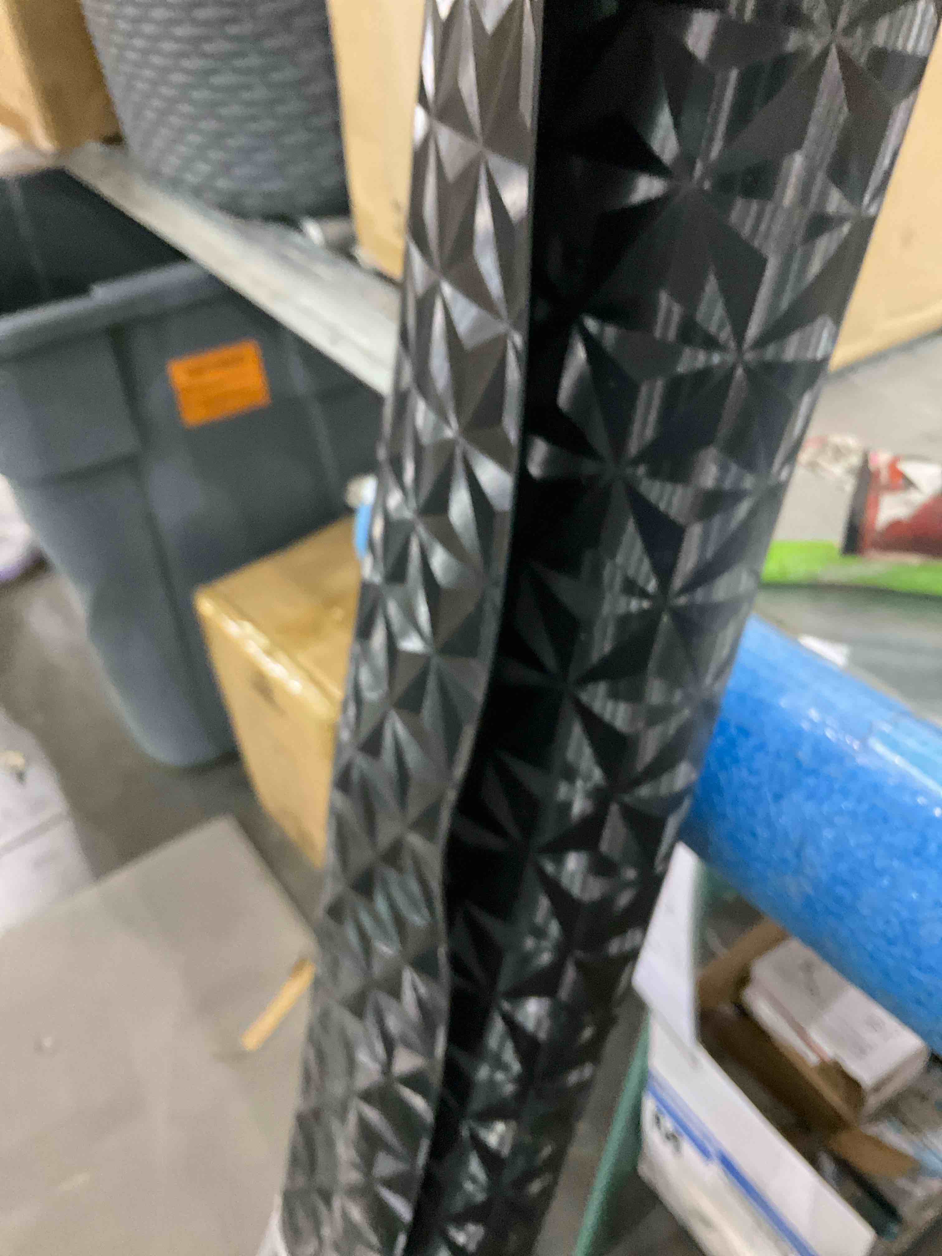 https://s3.amazonaws.com/lotting-images-prod/bidfta/PPE0327513_1729857322553.jpeg