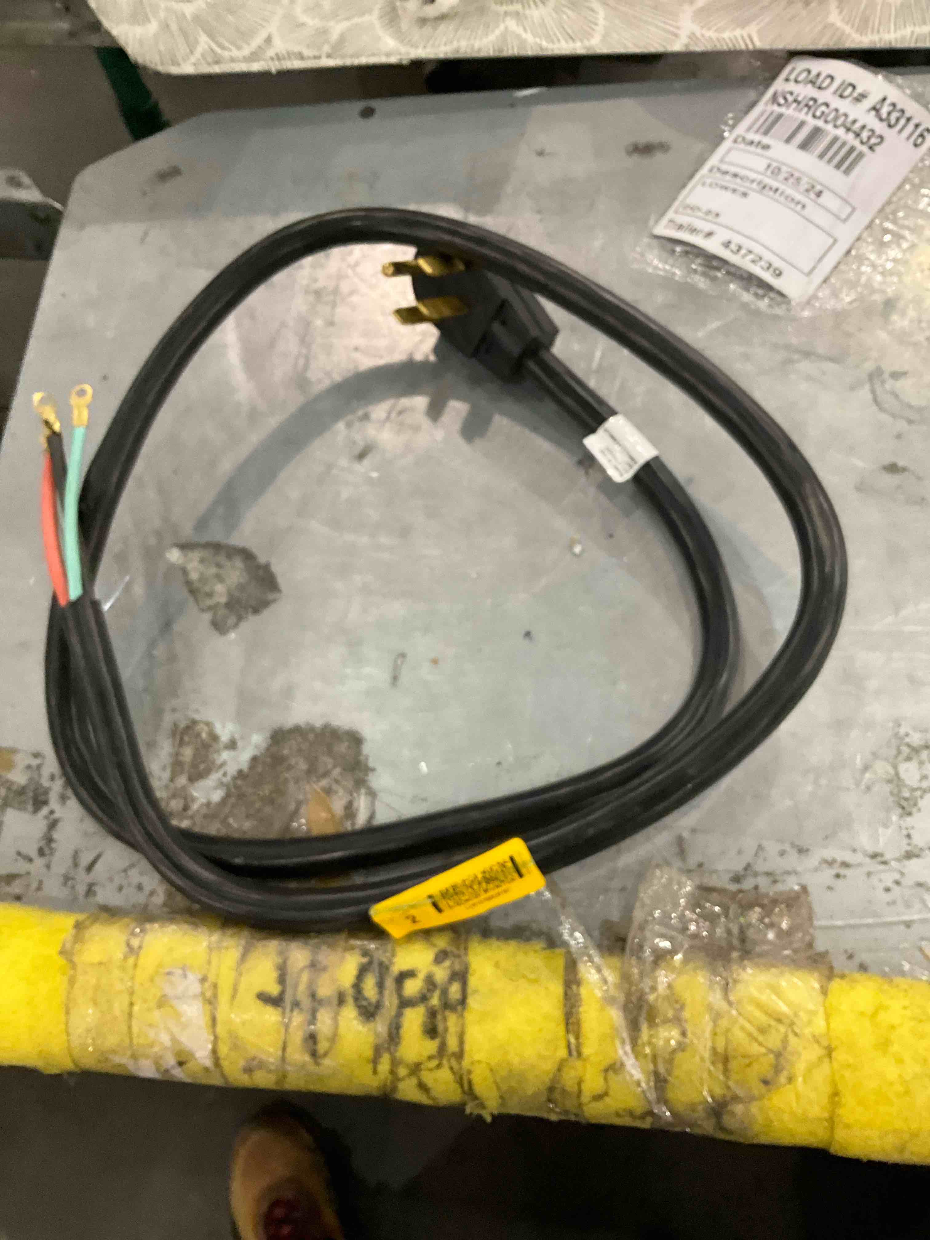 power cord 