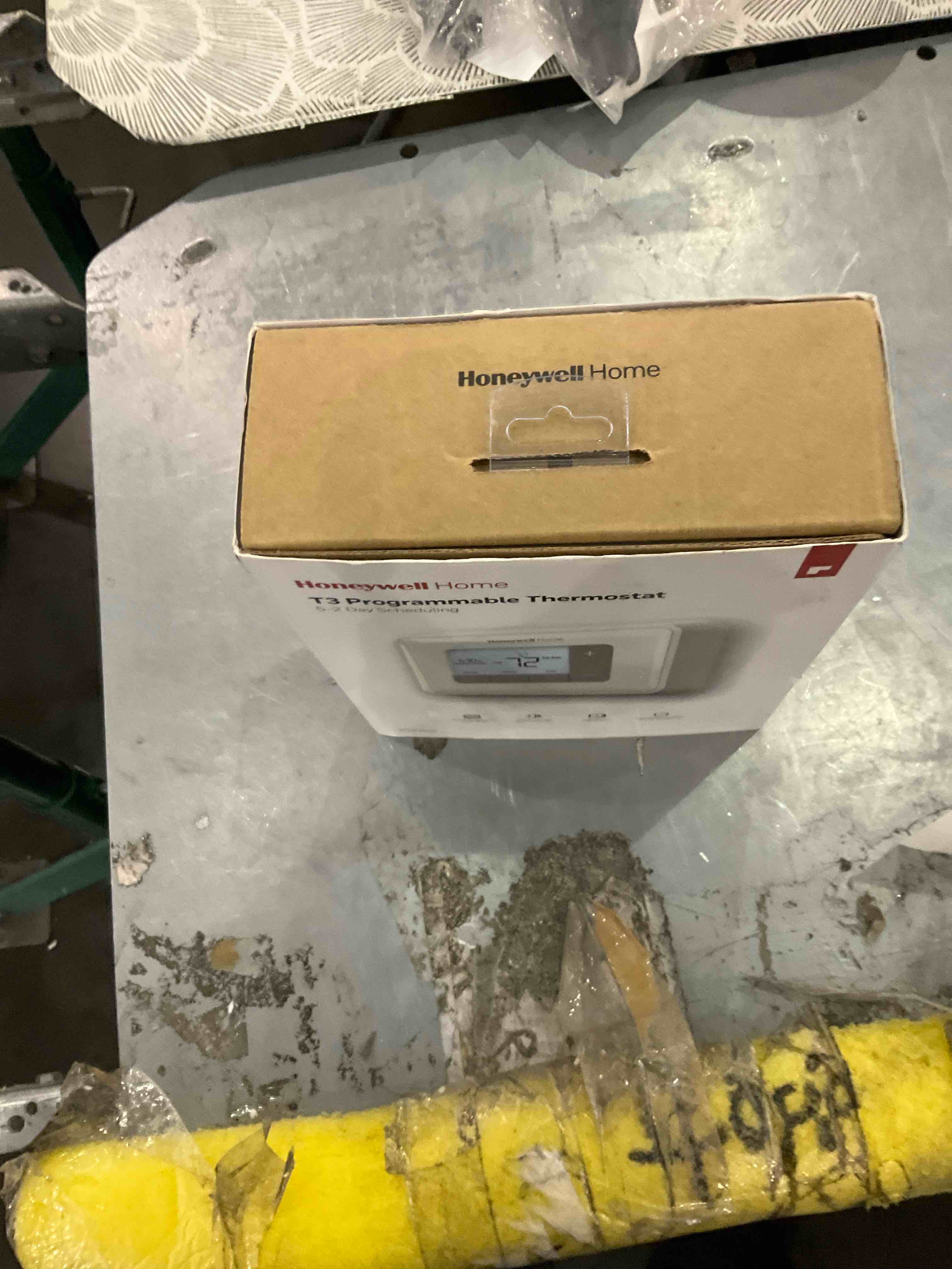 https://s3.amazonaws.com/lotting-images-prod/bidfta/PPE0328315_1730986553607.jpeg