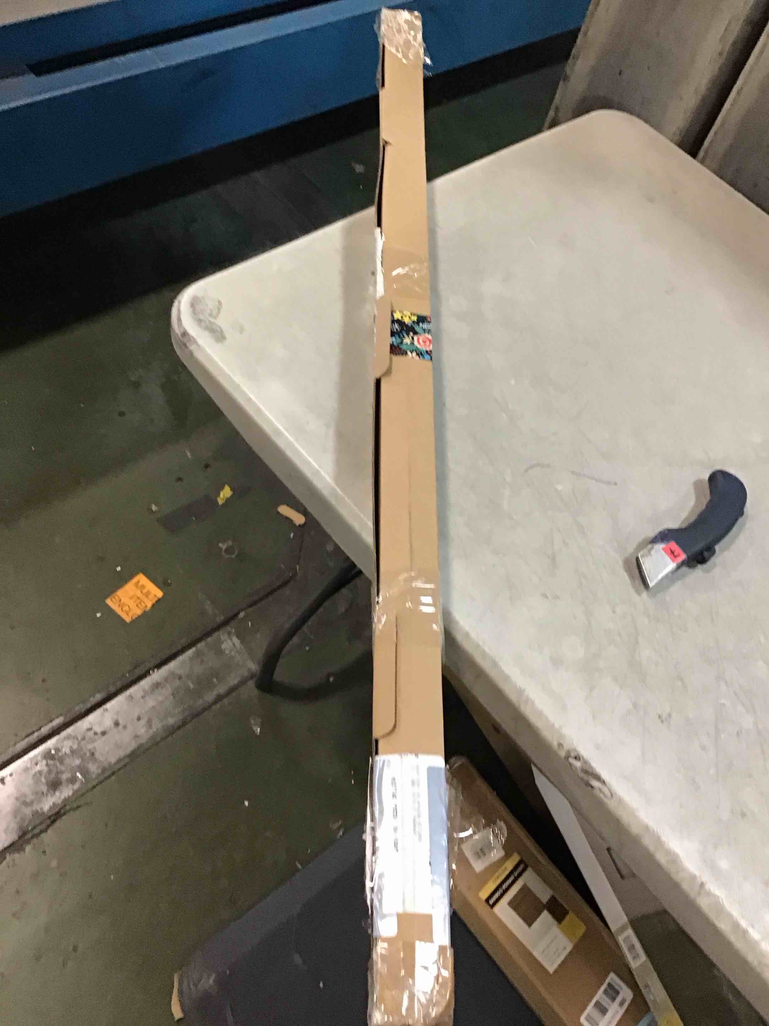 https://s3.amazonaws.com/lotting-images-prod/bidfta/PPE0330286_1728682024919.jpeg