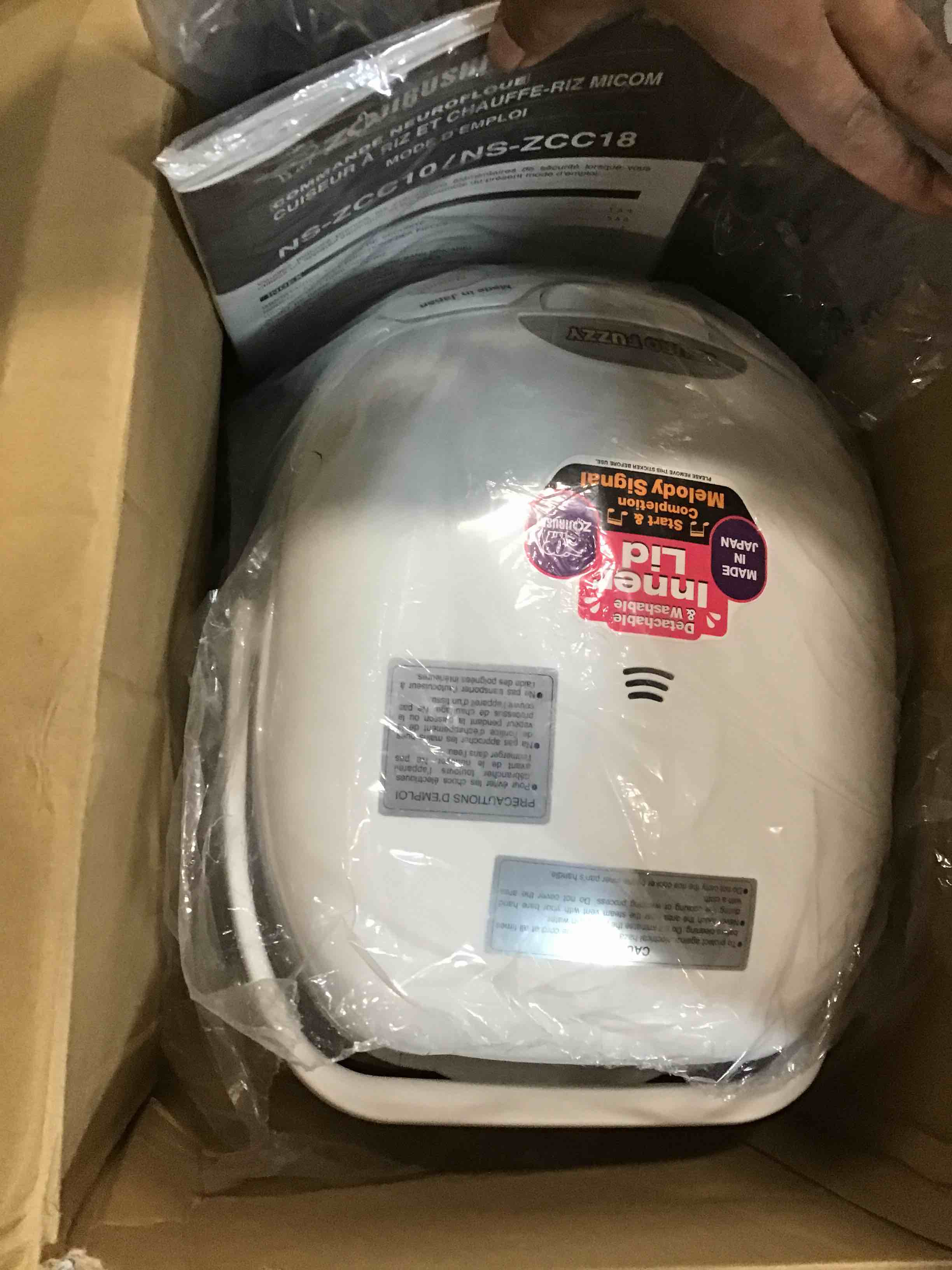 Zojirushi NSZCC10 51/2Cup Neuro Fuzzy Rice Cooker and Warmer