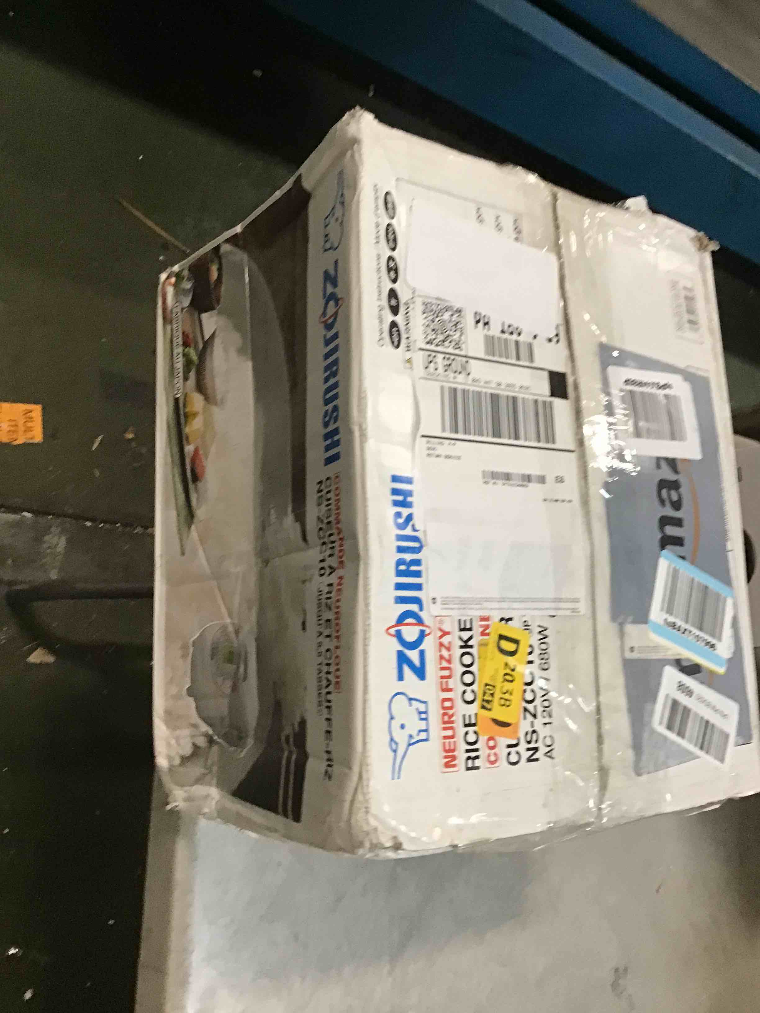 Zojirushi NSZCC10 51/2Cup Neuro Fuzzy Rice Cooker and Warmer