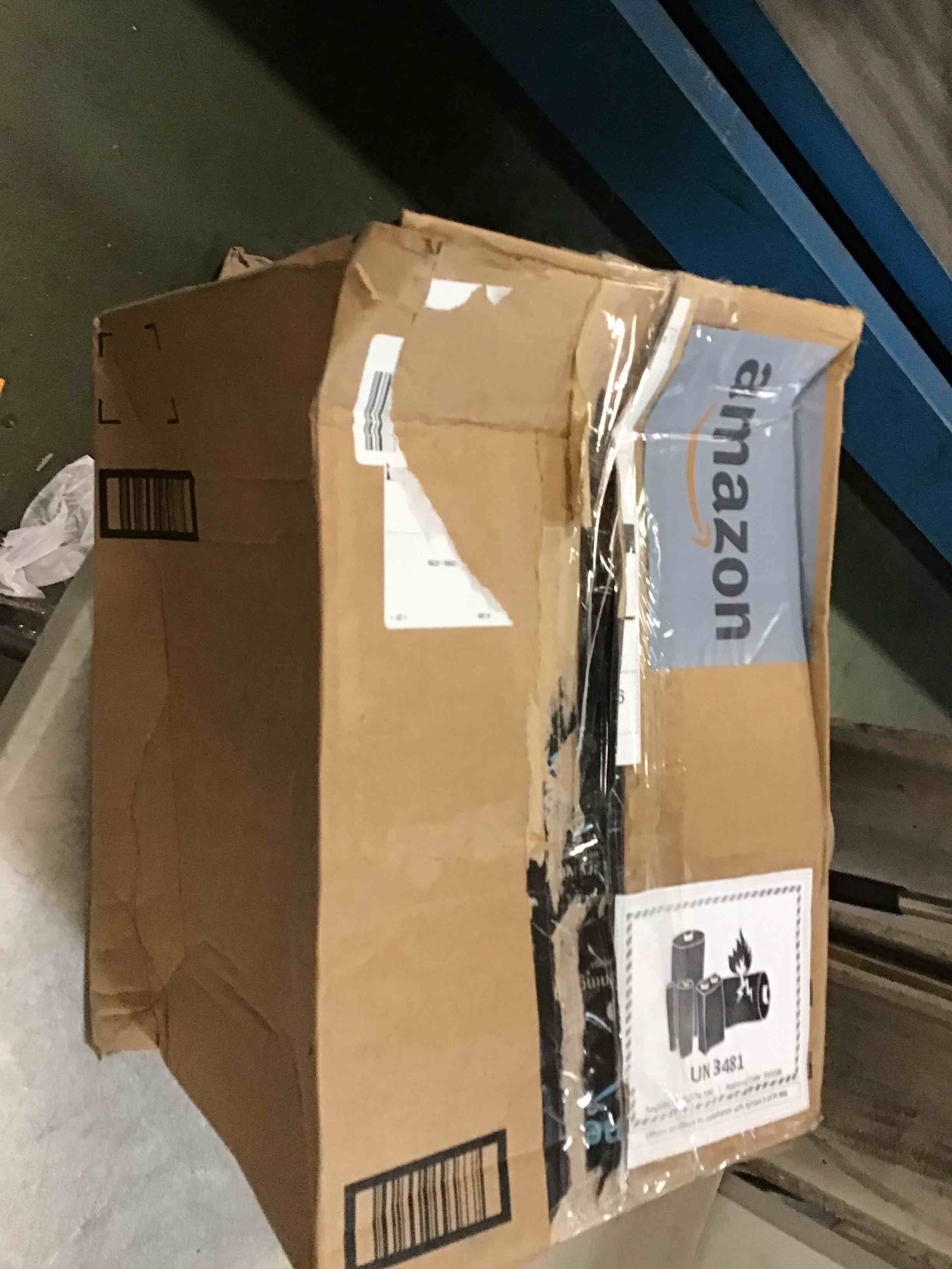 https://s3.amazonaws.com/lotting-images-prod/bidfta/PPE0330594_1728525671240.jpeg