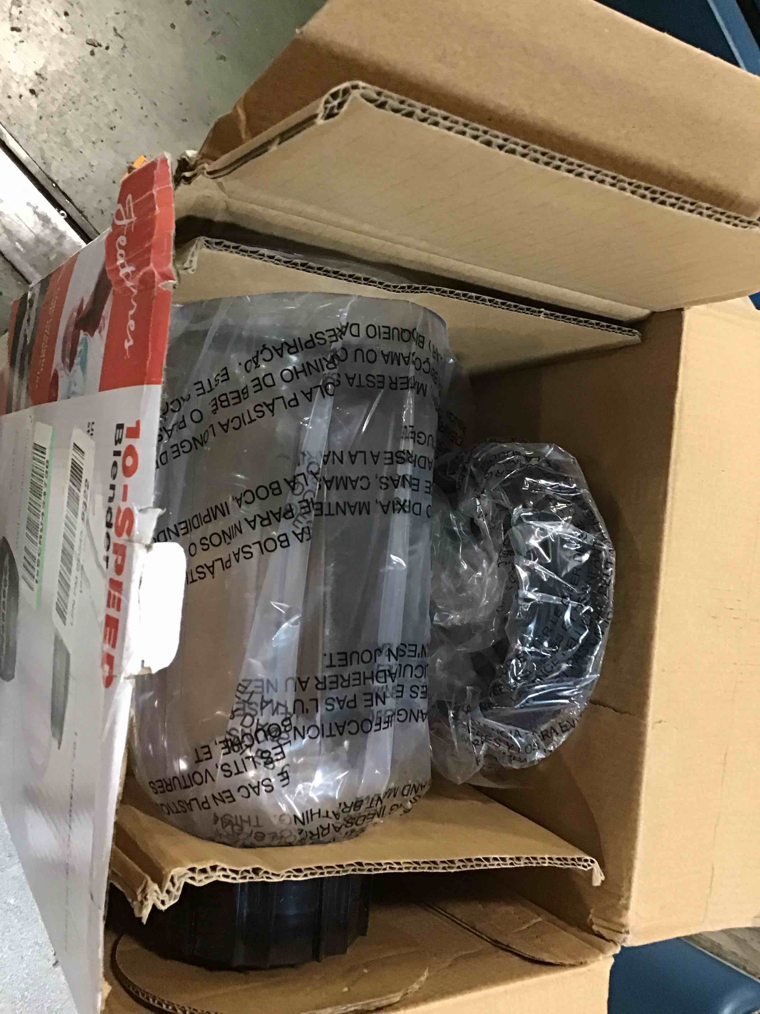 https://s3.amazonaws.com/lotting-images-prod/bidfta/PPE0330672_1728515763228.jpeg