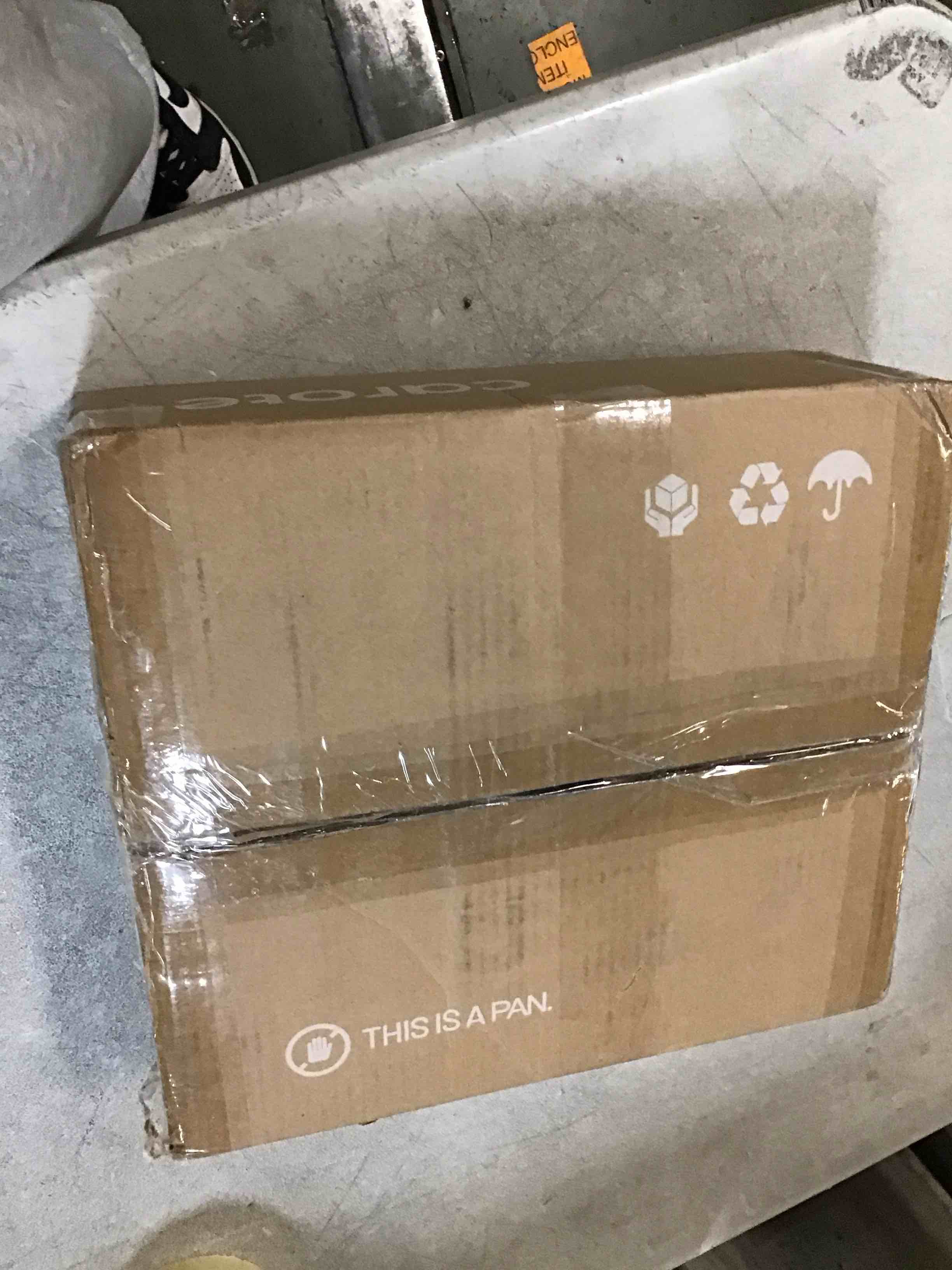 https://s3.amazonaws.com/lotting-images-prod/bidfta/PPE0330675_1728514512167.jpeg