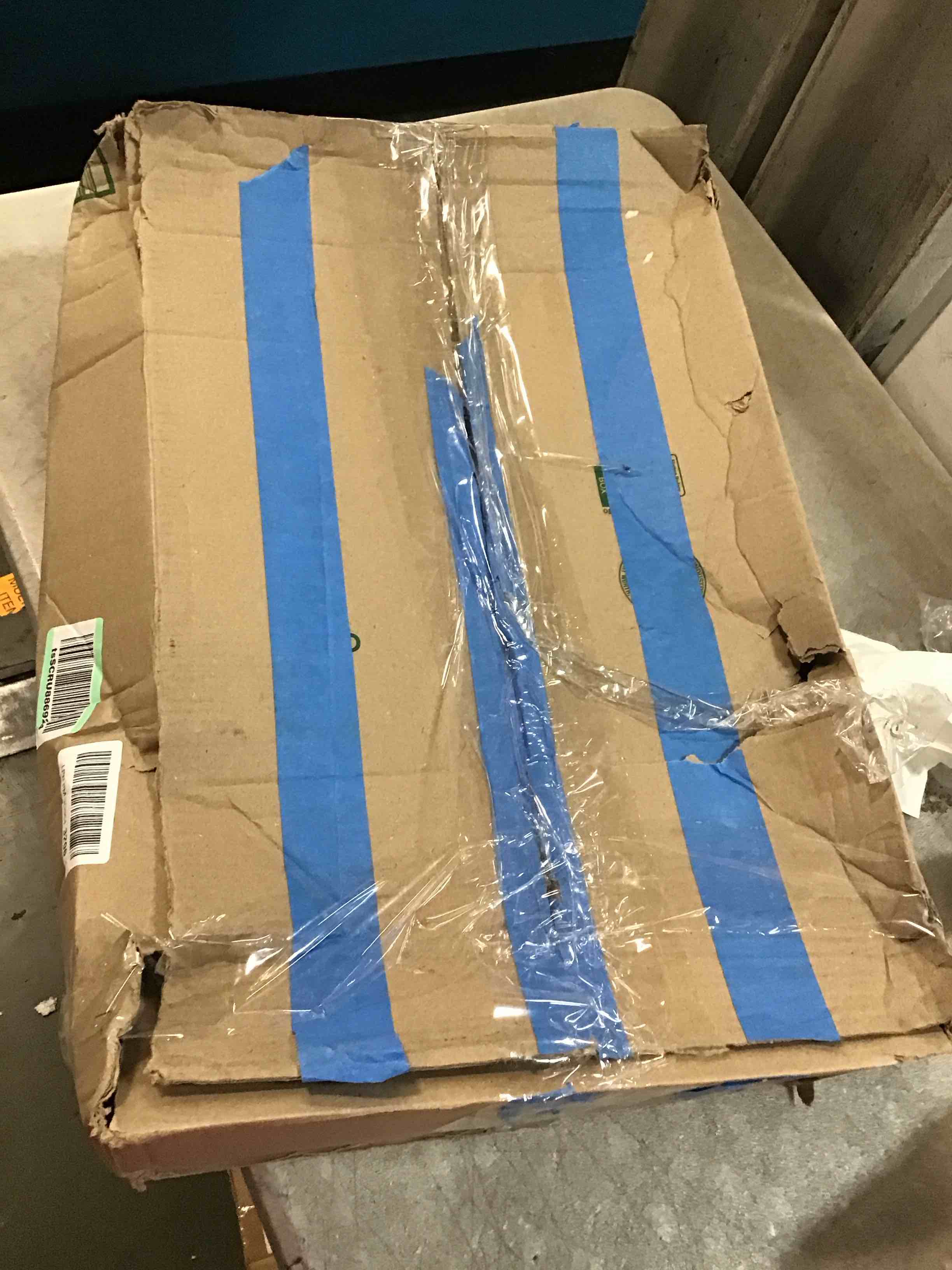 https://s3.amazonaws.com/lotting-images-prod/bidfta/PPE0331012_1728425859792.jpeg