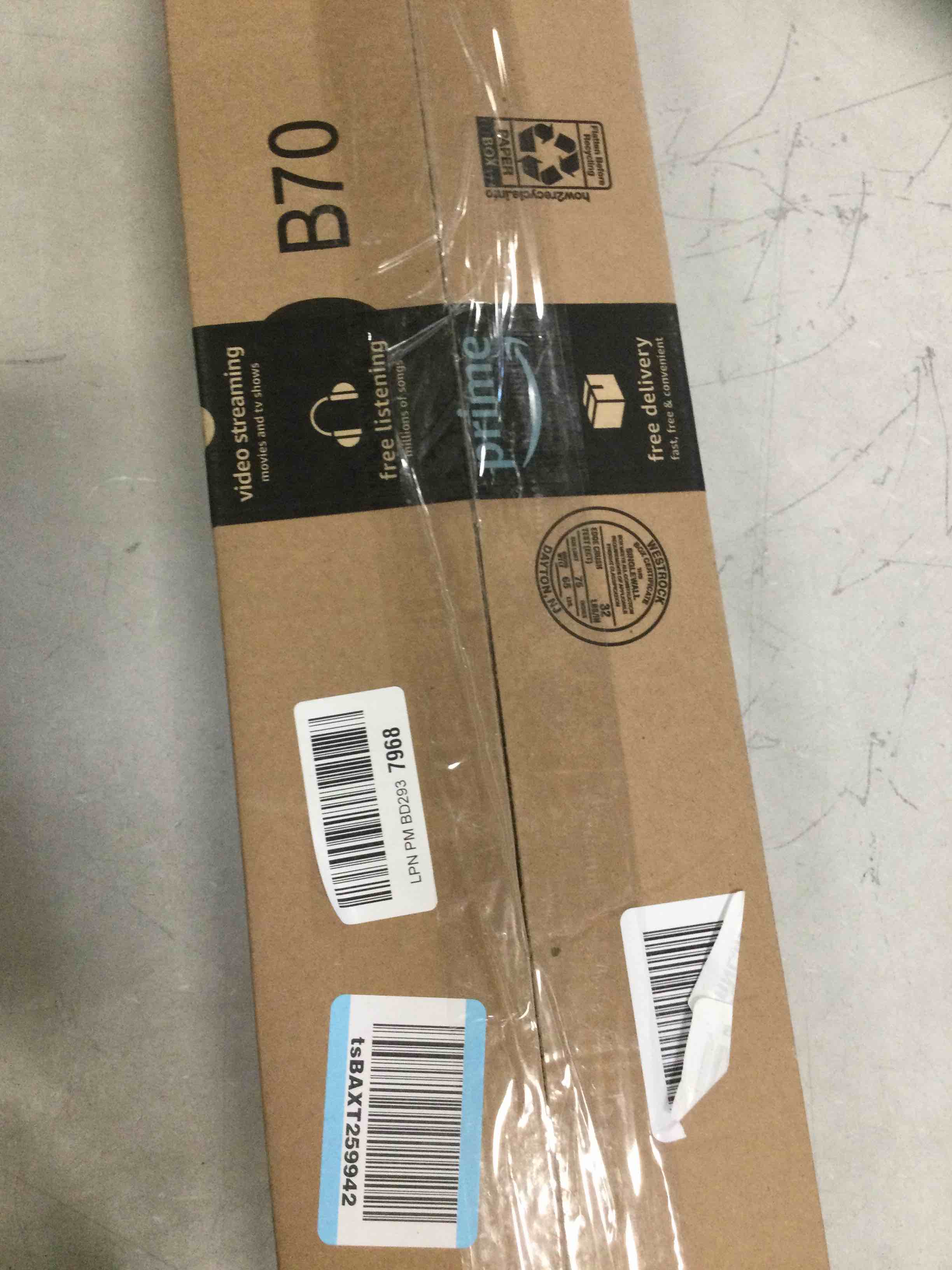 https://s3.amazonaws.com/lotting-images-prod/bidfta/PPE0332217_1727963011801.jpeg
